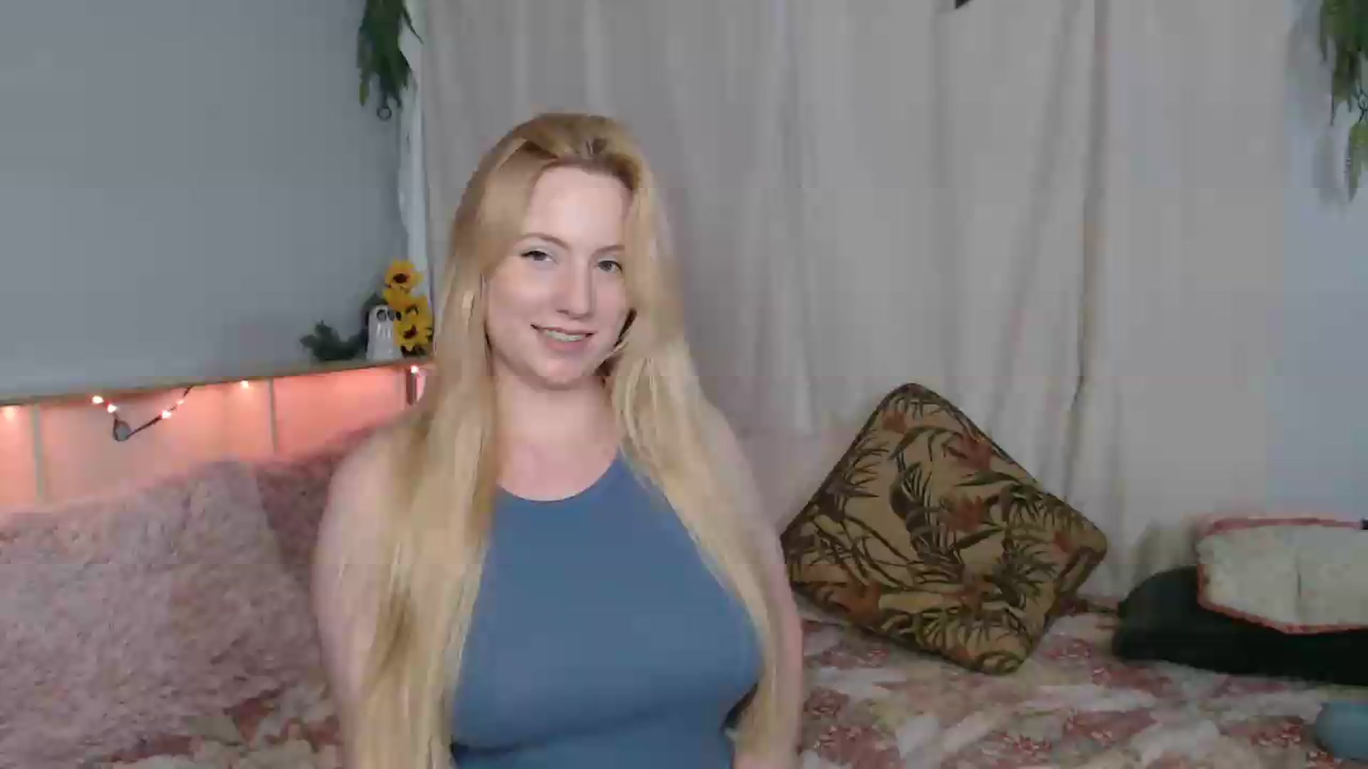 Gallery image thumbnail from Gardengirl69's myfreecams stream on, 08/12/2026, 03:11 image 1 of 20