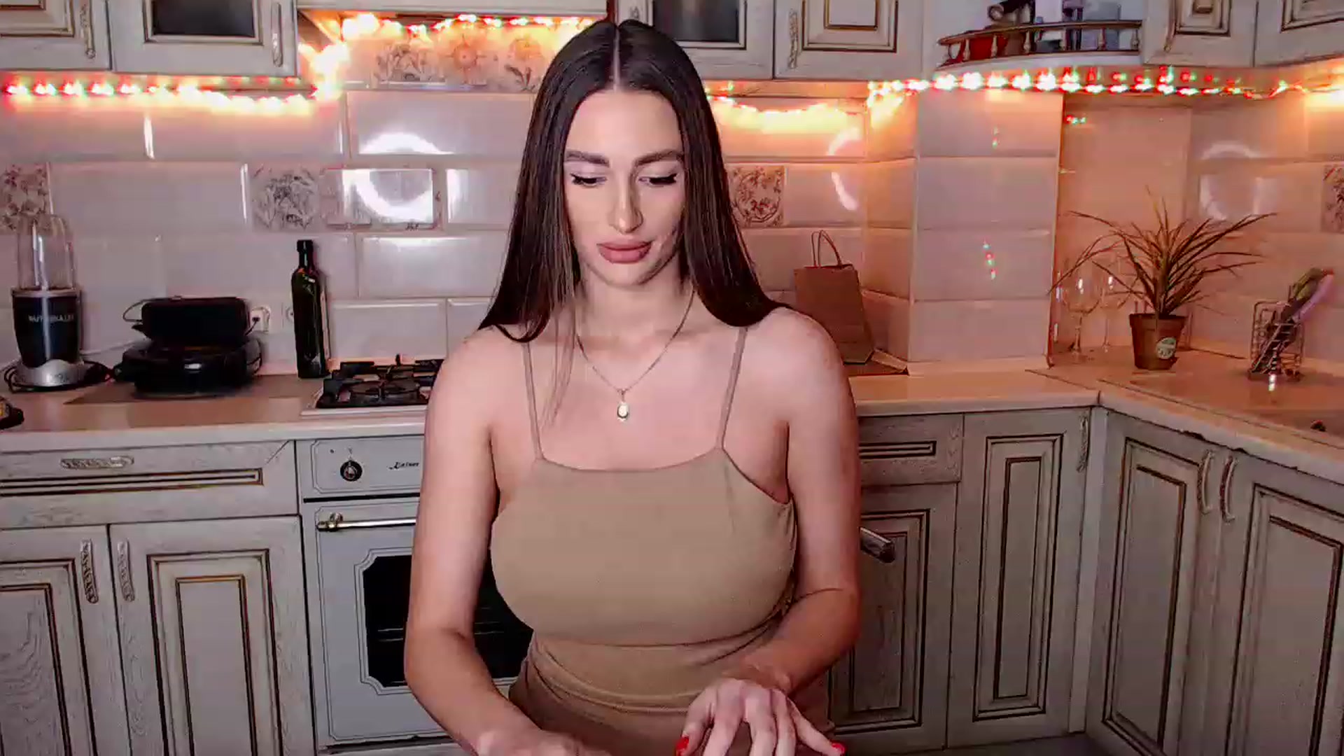 Gallery image thumbnail from Garzzi's myfreecams stream on, 11/15/2022, 02:15 image 1 of 20