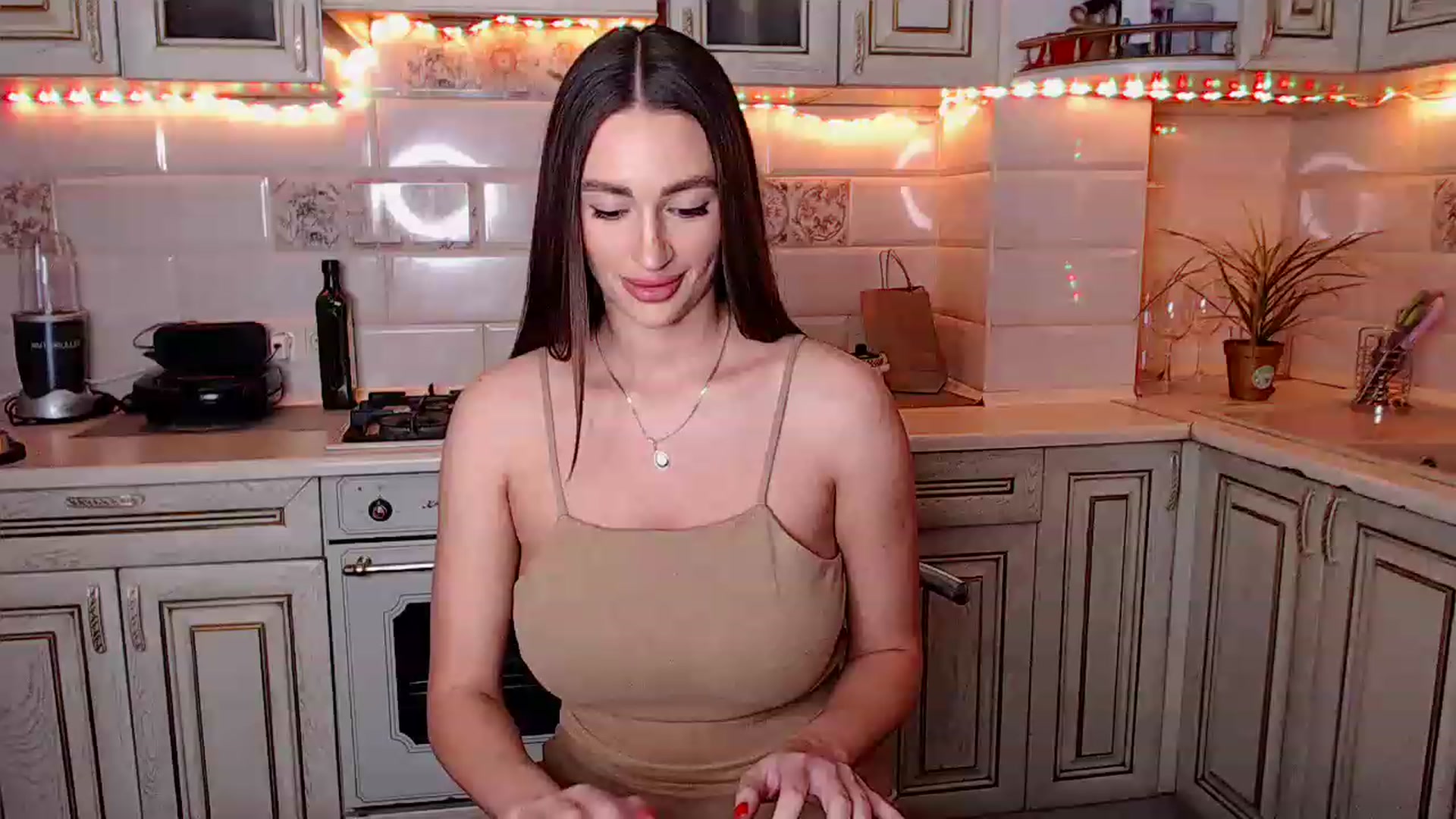 Gallery image thumbnail from Garzzi's myfreecams stream on, 11/15/2022, 02:15 image 17 of 20