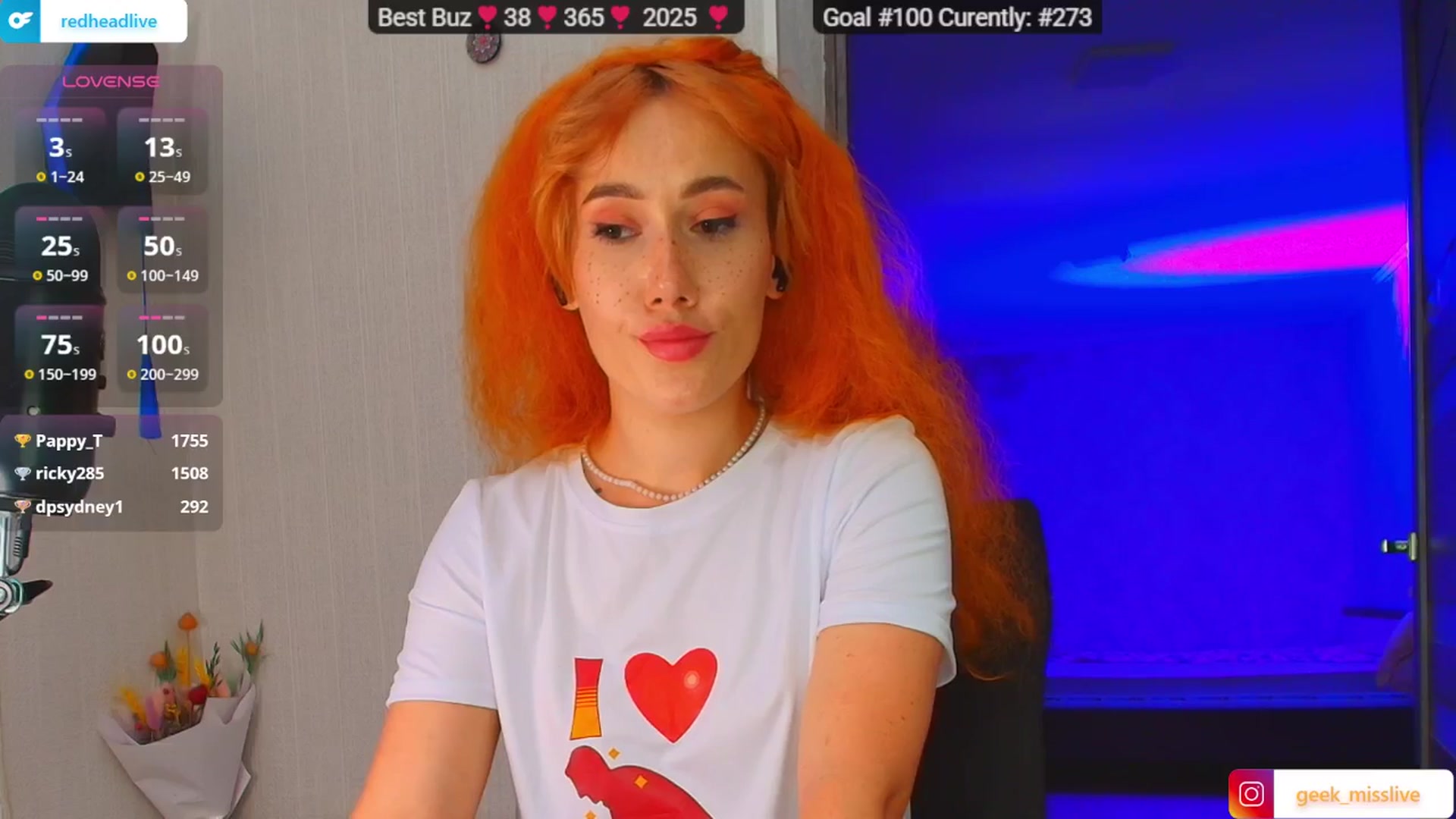 Gallery image thumbnail from Geek_MISS's myfreecams stream on, 07/17/2025, 09:42 image 3 of 20