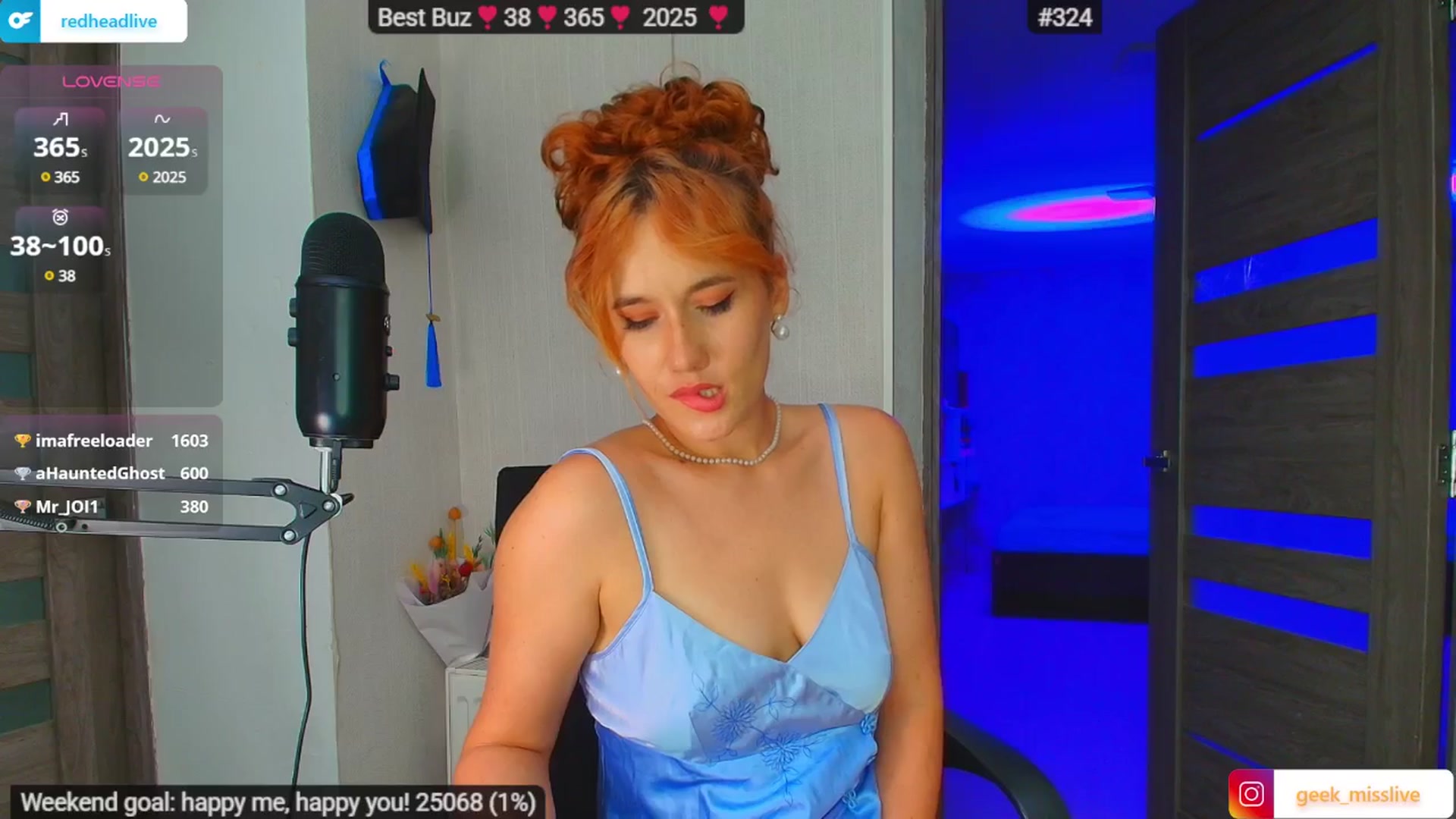 Gallery image thumbnail from Geek_MISS's myfreecams stream on, 07/26/2025, 17:23 image 12 of 20