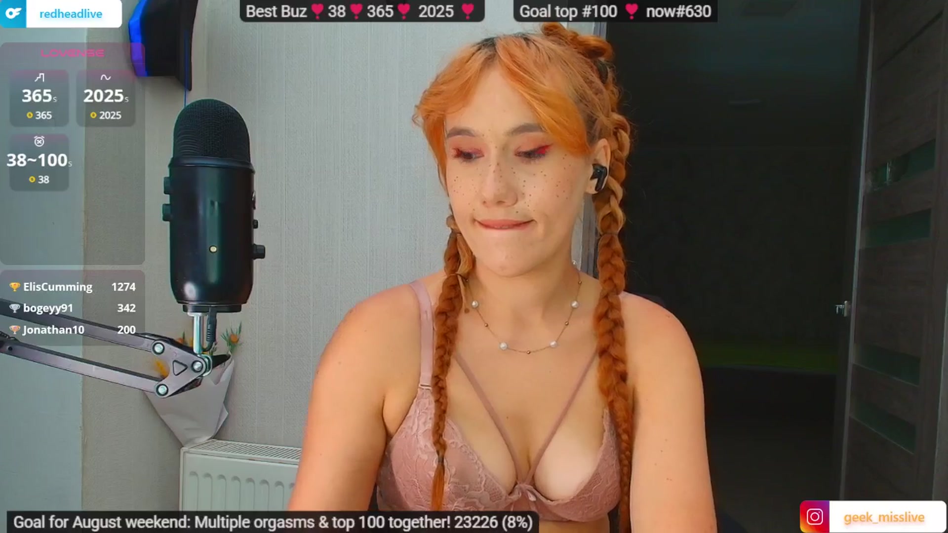 Gallery image thumbnail from Geek_MISS's myfreecams stream on, 08/04/2025, 05:38 image 9 of 20