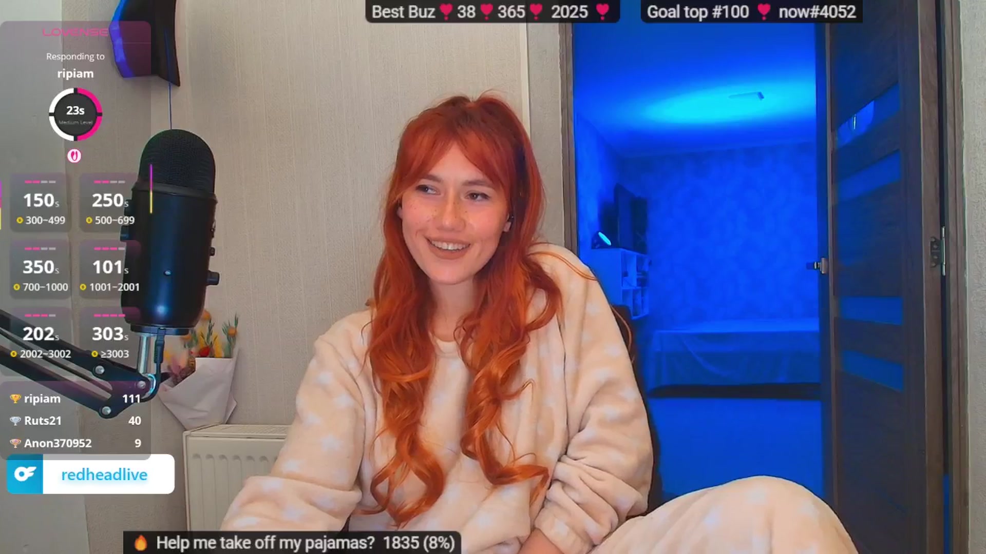 Gallery image thumbnail from Geek_MISS's myfreecams stream on, 11/02/2025, 15:21 image 11 of 20
