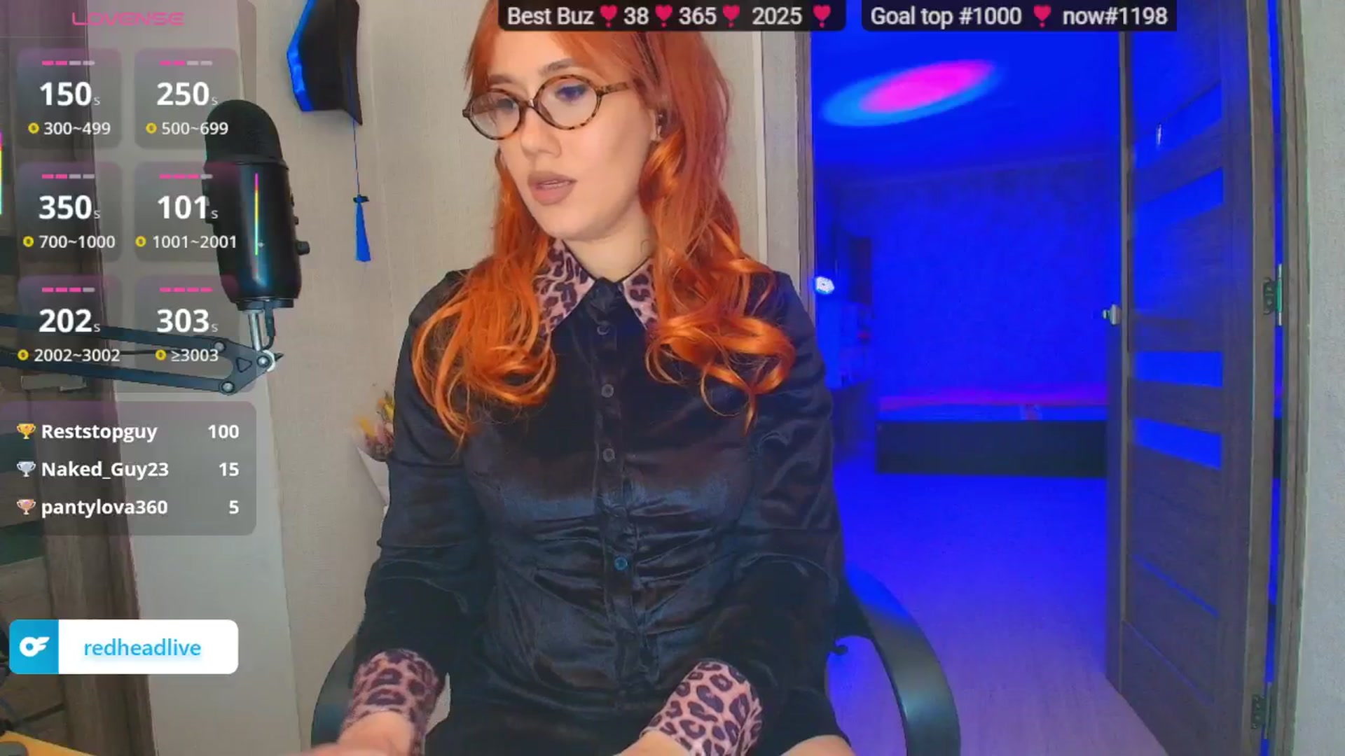 Gallery image thumbnail from Geek_MISS's myfreecams stream on, 11/16/2025, 14:52 image 10 of 20