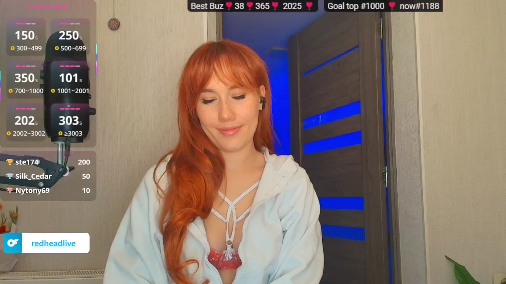 Gallery image thumbnail from Geek_MISS's myfreecams stream on, 11/21/2025, 02:27 image 14 of 20