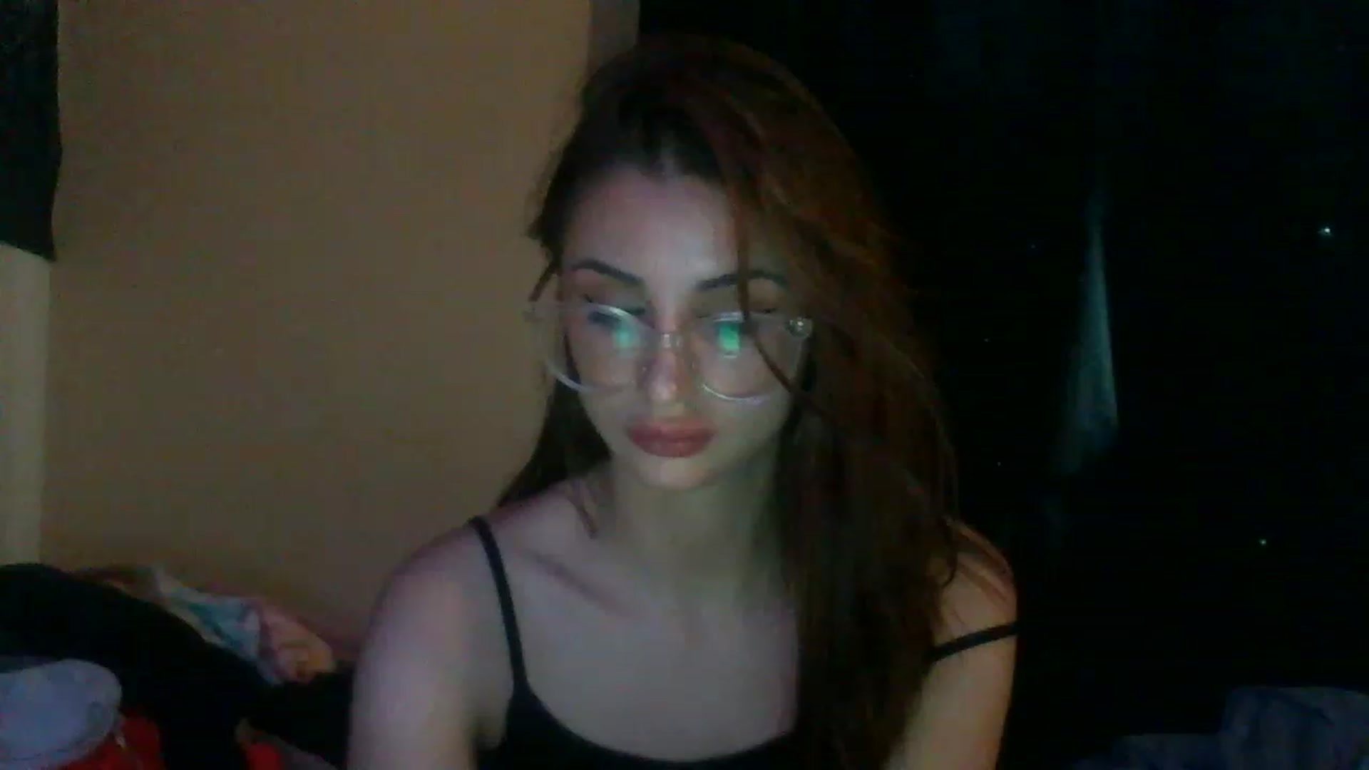 Gallery image thumbnail from Geekygirl10's myfreecams stream on, 11/18/2022, 15:16 image 19 of 20