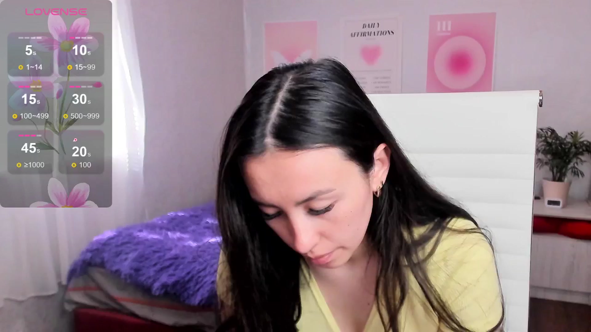 Gallery image thumbnail from Geisha_Anna's myfreecams stream on, 04/15/2026, 10:31 image 16 of 20