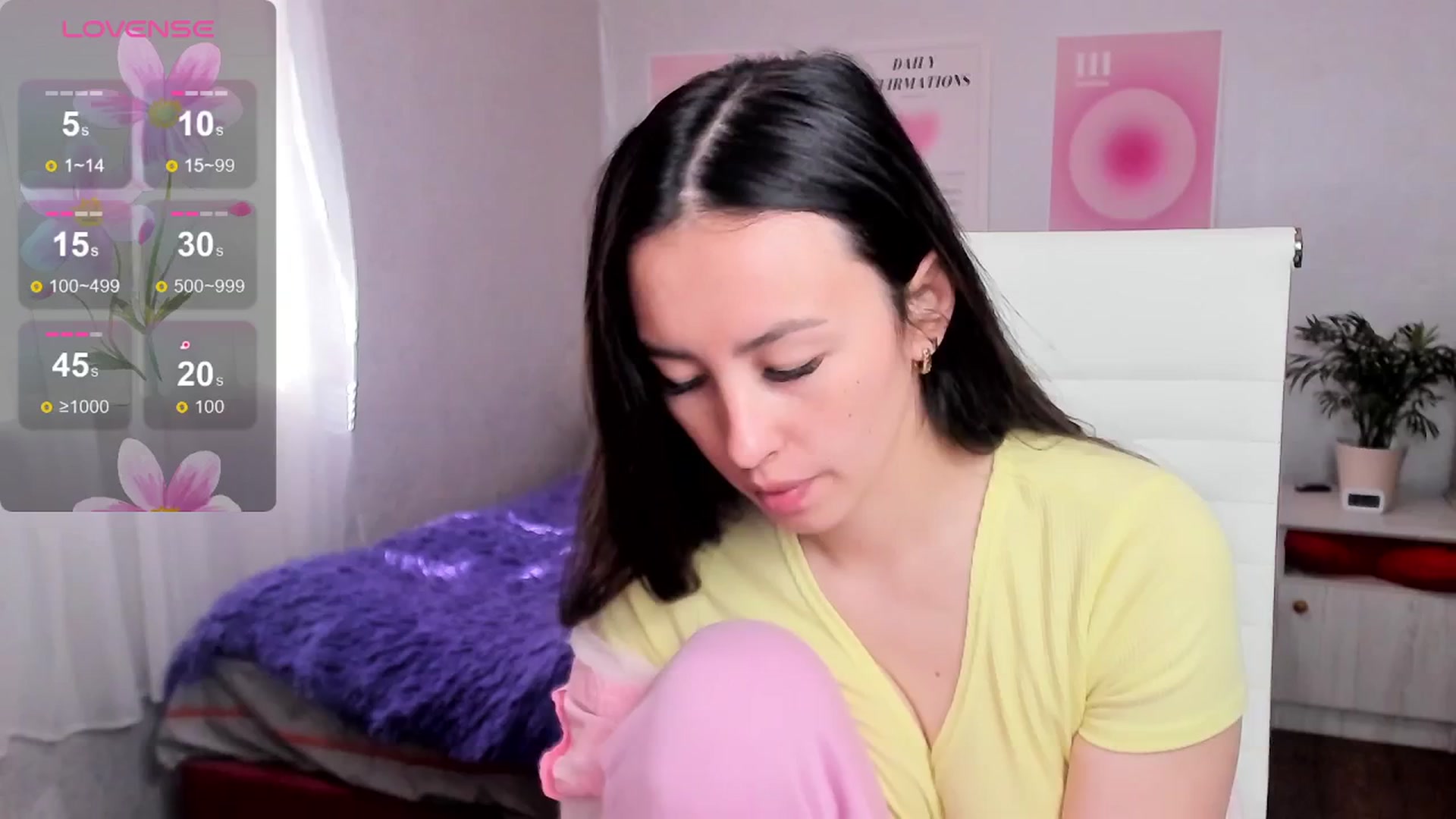 Gallery image thumbnail from Geisha_Anna's myfreecams stream on, 04/15/2026, 10:31 image 11 of 20