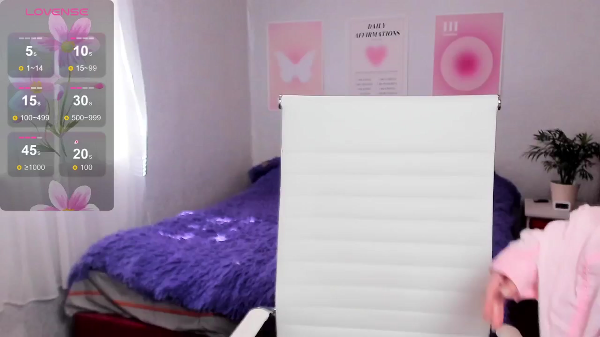 Gallery image thumbnail from Geisha_Anna's myfreecams stream on, 04/15/2026, 10:31 image 13 of 20