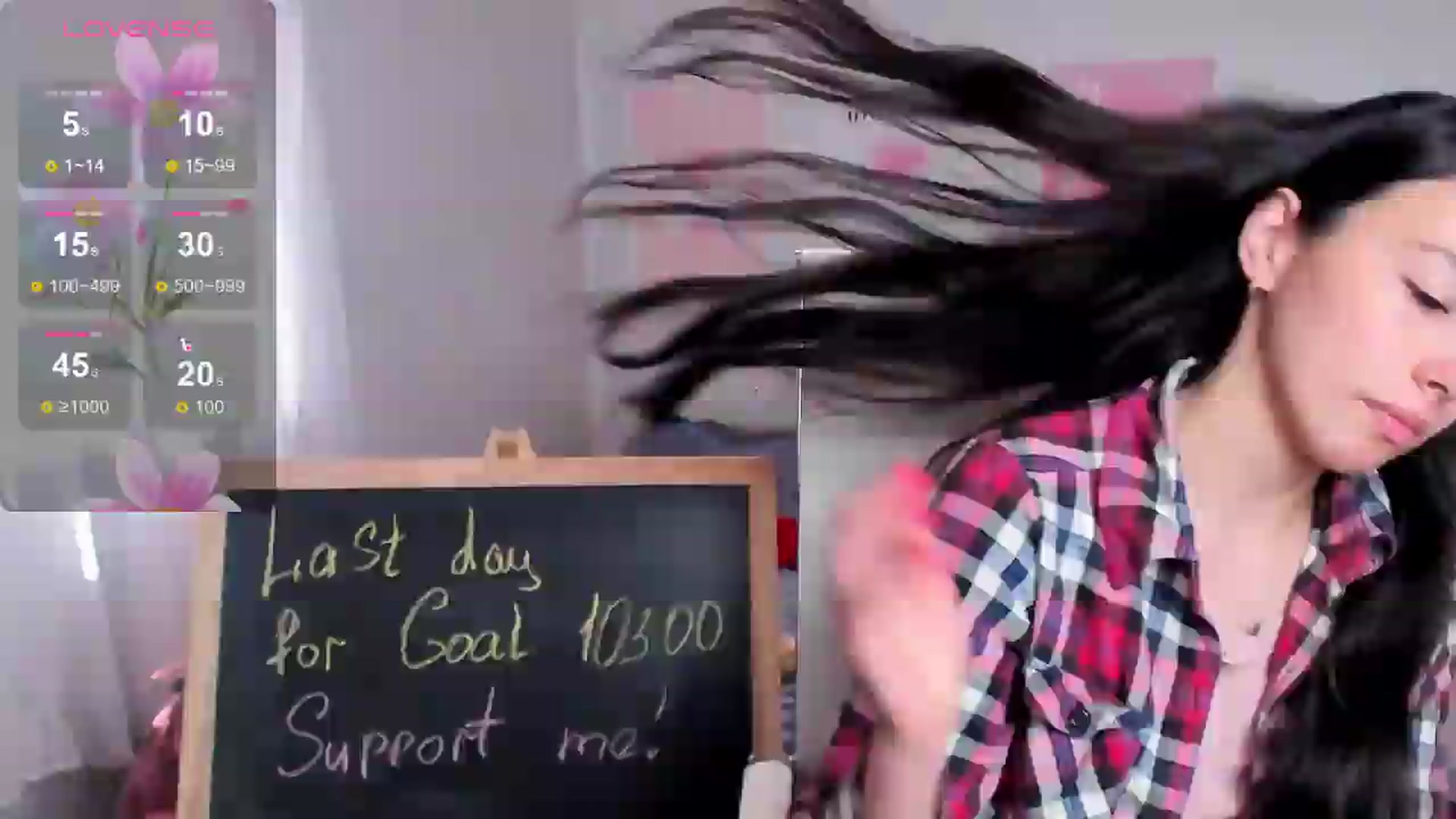 Gallery image thumbnail from Geisha_Anna's myfreecams stream on, 06/15/2026, 10:52 image 17 of 20