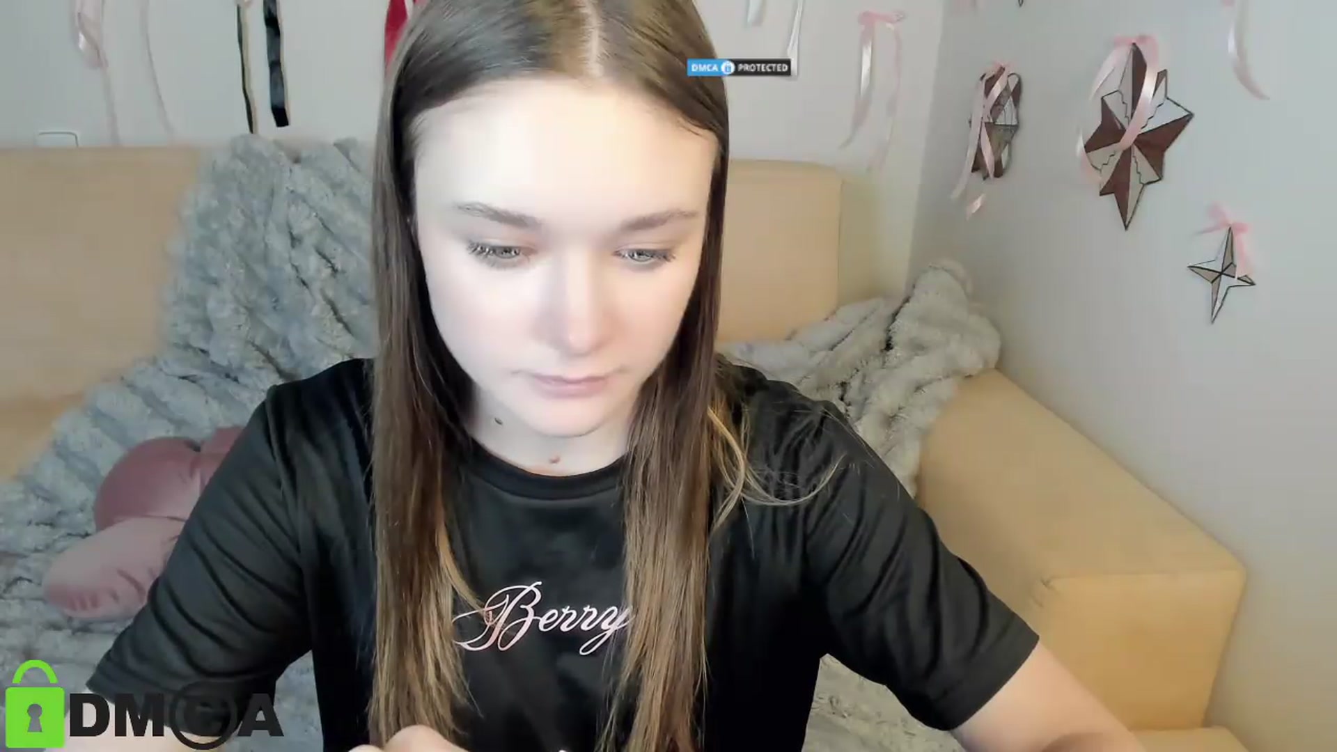 Gallery image thumbnail from GelaAngel's myfreecams stream on, 08/07/2026, 15:32 image 15 of 20