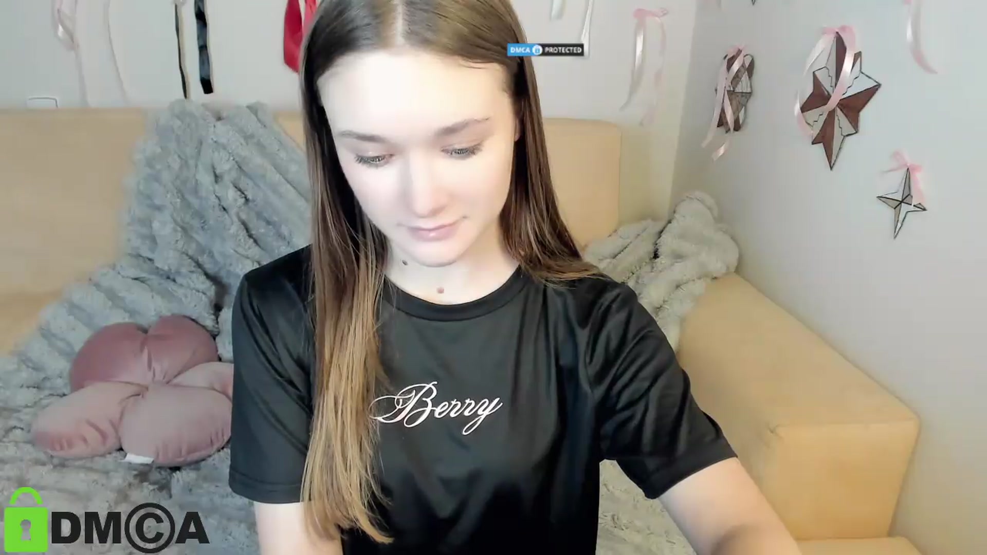 Gallery image thumbnail from GelaAngel's myfreecams stream on, 08/07/2026, 15:32 image 14 of 20