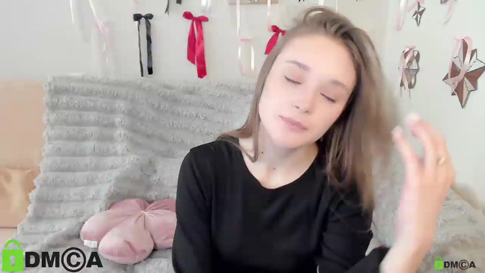 Gallery image thumbnail from GelaAngel's myfreecams stream on, 08/28/2026, 16:00 image 15 of 20