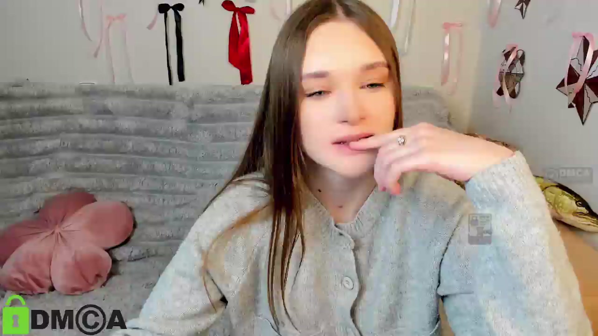 Gallery image thumbnail from GelaAngel's myfreecams stream on, 09/18/2026, 13:10 image 16 of 20