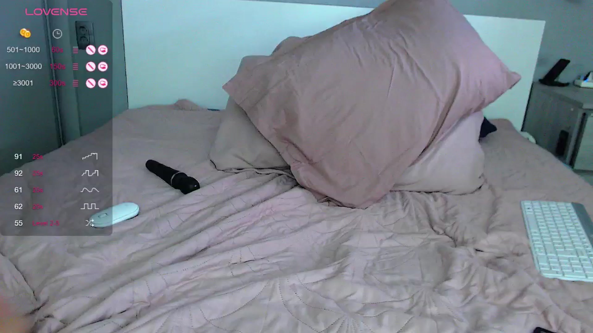 Gallery image thumbnail from GemLuva's myfreecams stream on, 10/17/2024, 12:24 image 17 of 20