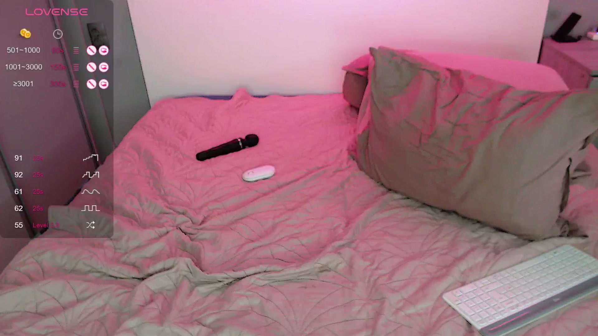 Gallery image thumbnail from GemLuva's myfreecams stream on, 11/15/2024, 12:14 image 5 of 20