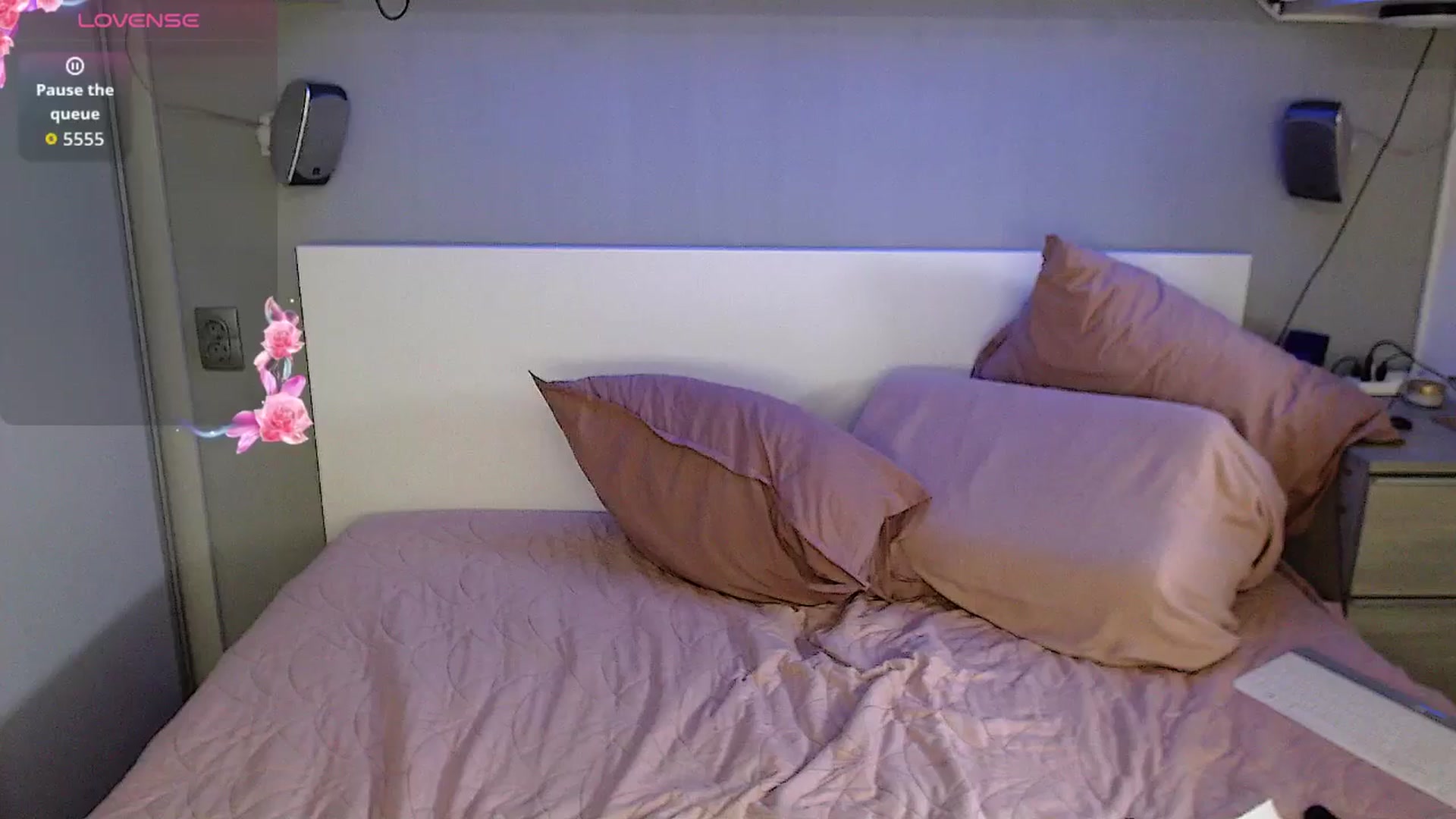 Gallery image thumbnail from GemLuva's myfreecams stream on, 04/09/2026, 11:01 image 19 of 20
