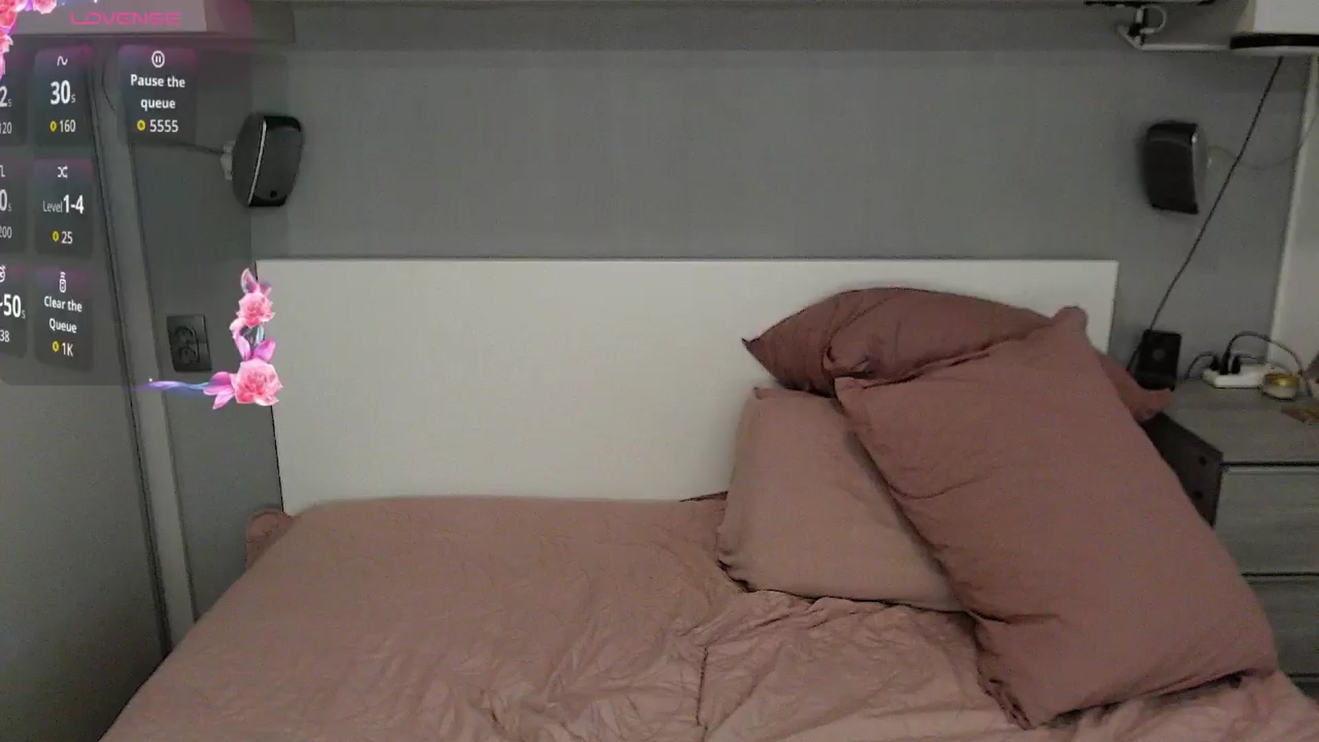 Gallery image thumbnail from GemLuva's myfreecams stream on, 04/22/2026, 11:57 image 7 of 20