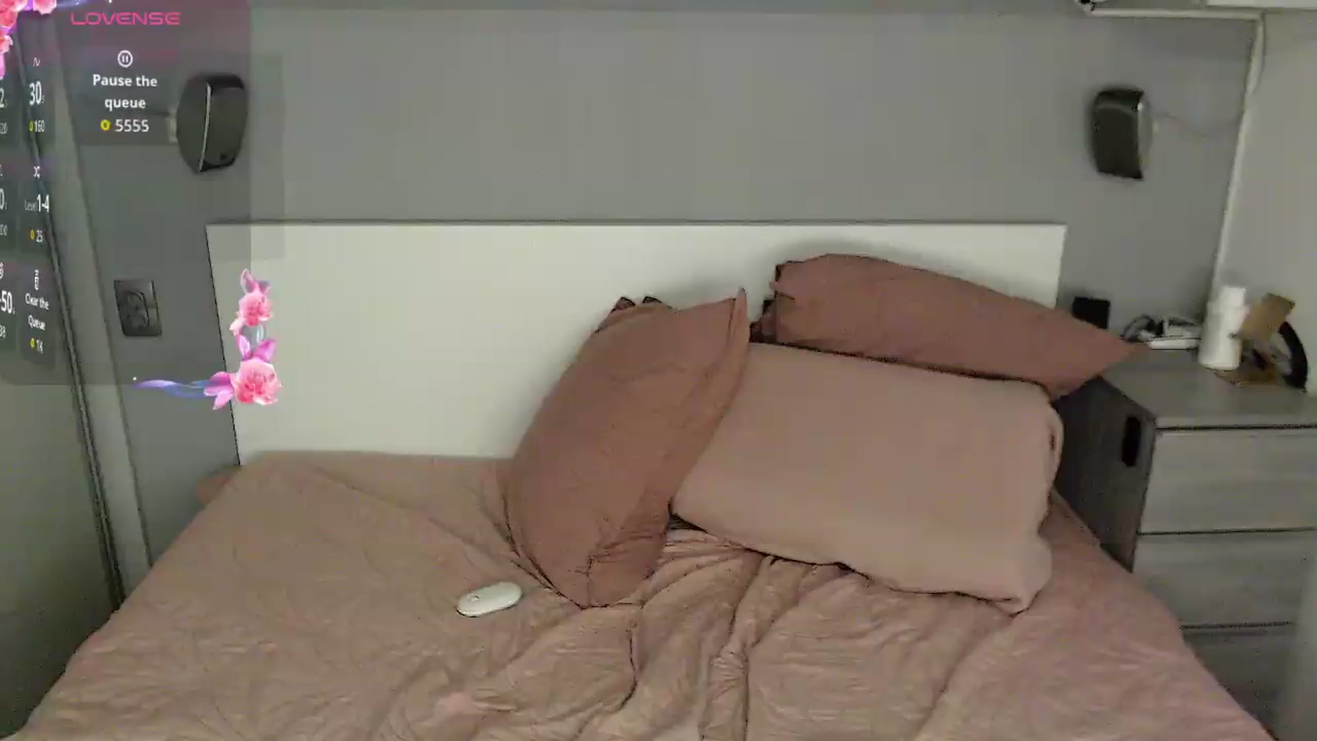 Gallery image thumbnail from GemLuva's myfreecams stream on, 05/29/2026, 11:27 image 3 of 20