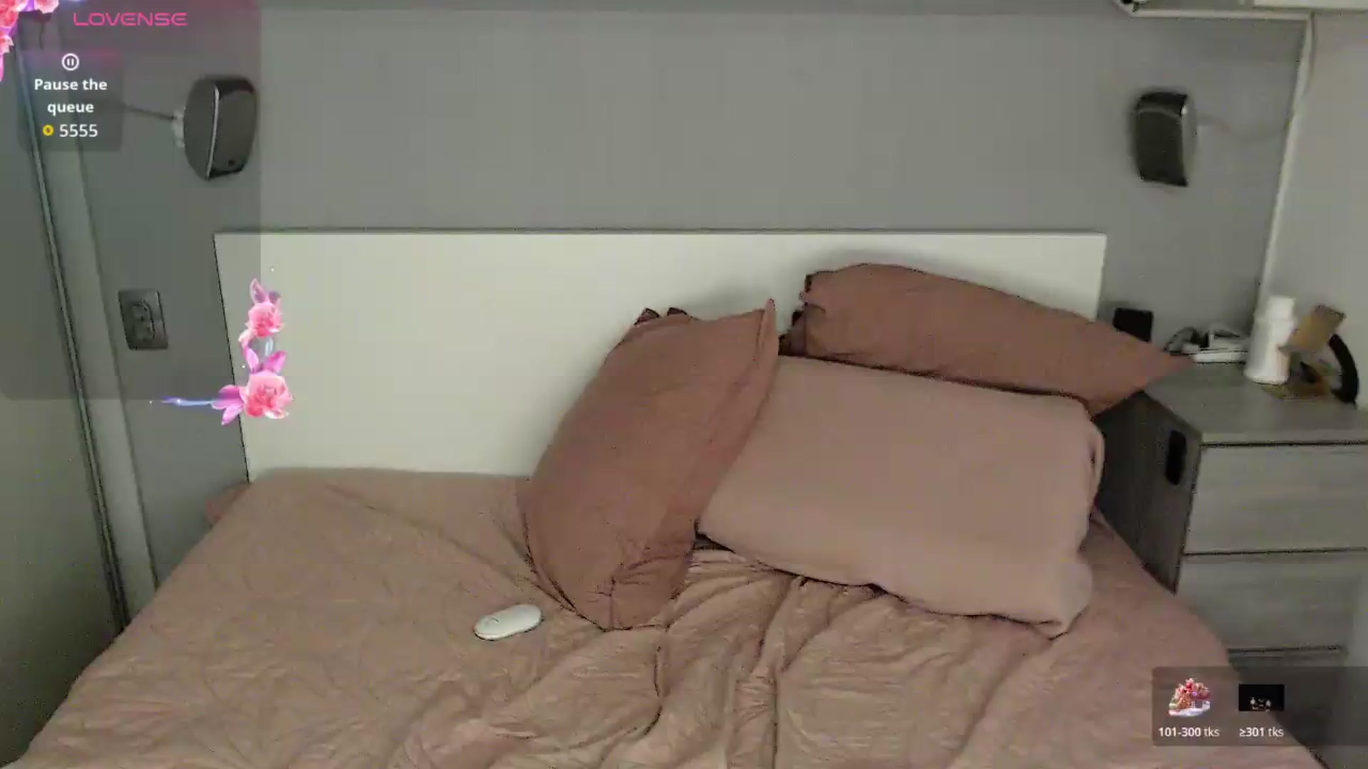 Gallery image thumbnail from GemLuva's myfreecams stream on, 05/29/2026, 11:27 image 4 of 20