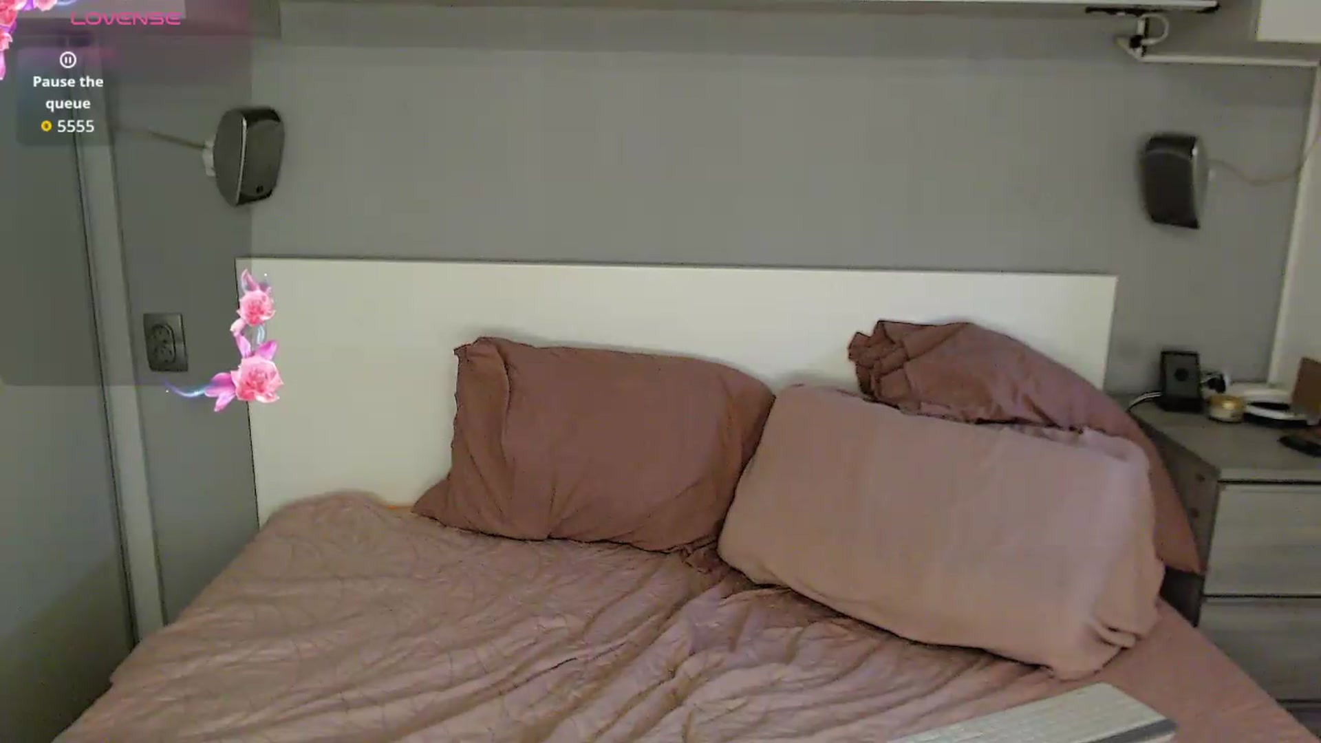 Gallery image thumbnail from GemLuva's myfreecams stream on, 08/07/2026, 11:47 image 15 of 20