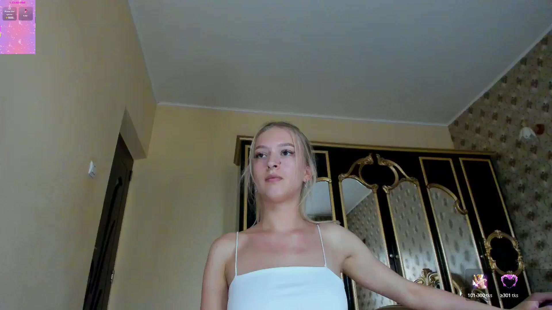 Gallery image thumbnail from Gemelli_'s myfreecams stream on, 08/06/2025, 20:06 image 1 of 20