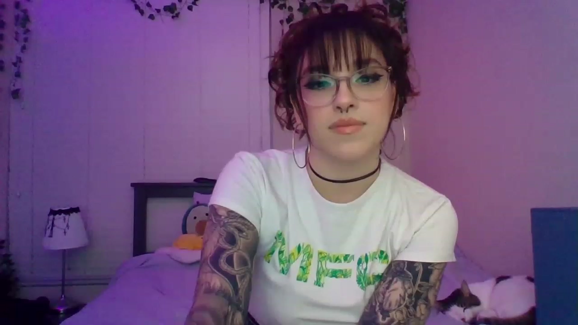 Gallery image thumbnail from GeminiJade69's myfreecams stream on, 05/17/2023, 07:50 image 3 of 20