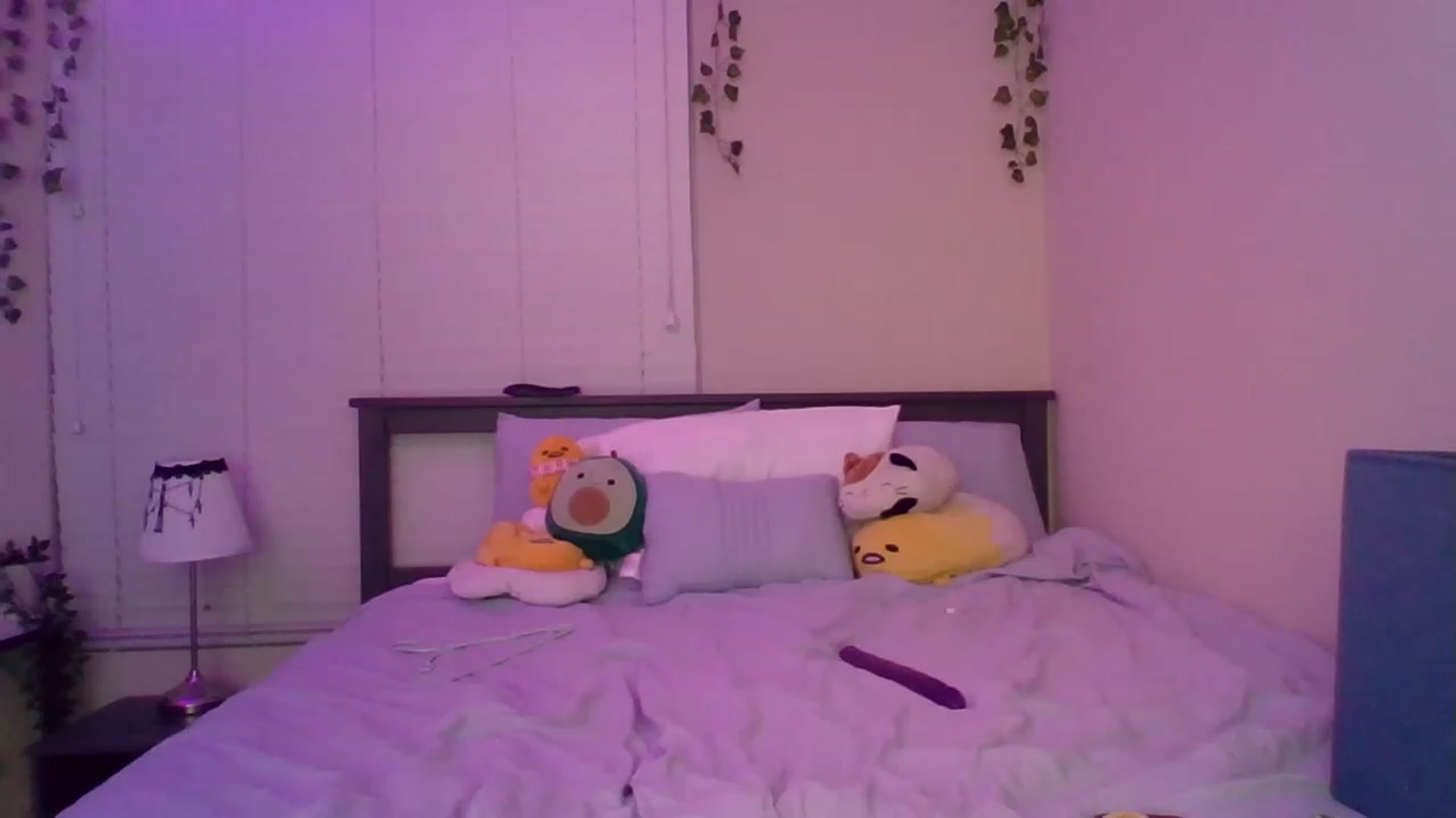 Gallery image thumbnail from GeminiJade69's myfreecams stream on, 05/19/2023, 08:03 image 9 of 20