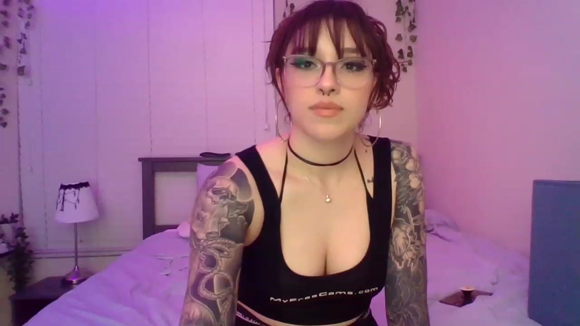 Gallery image thumbnail from GeminiJade69's myfreecams stream on, 05/19/2023, 08:03 image 8 of 20