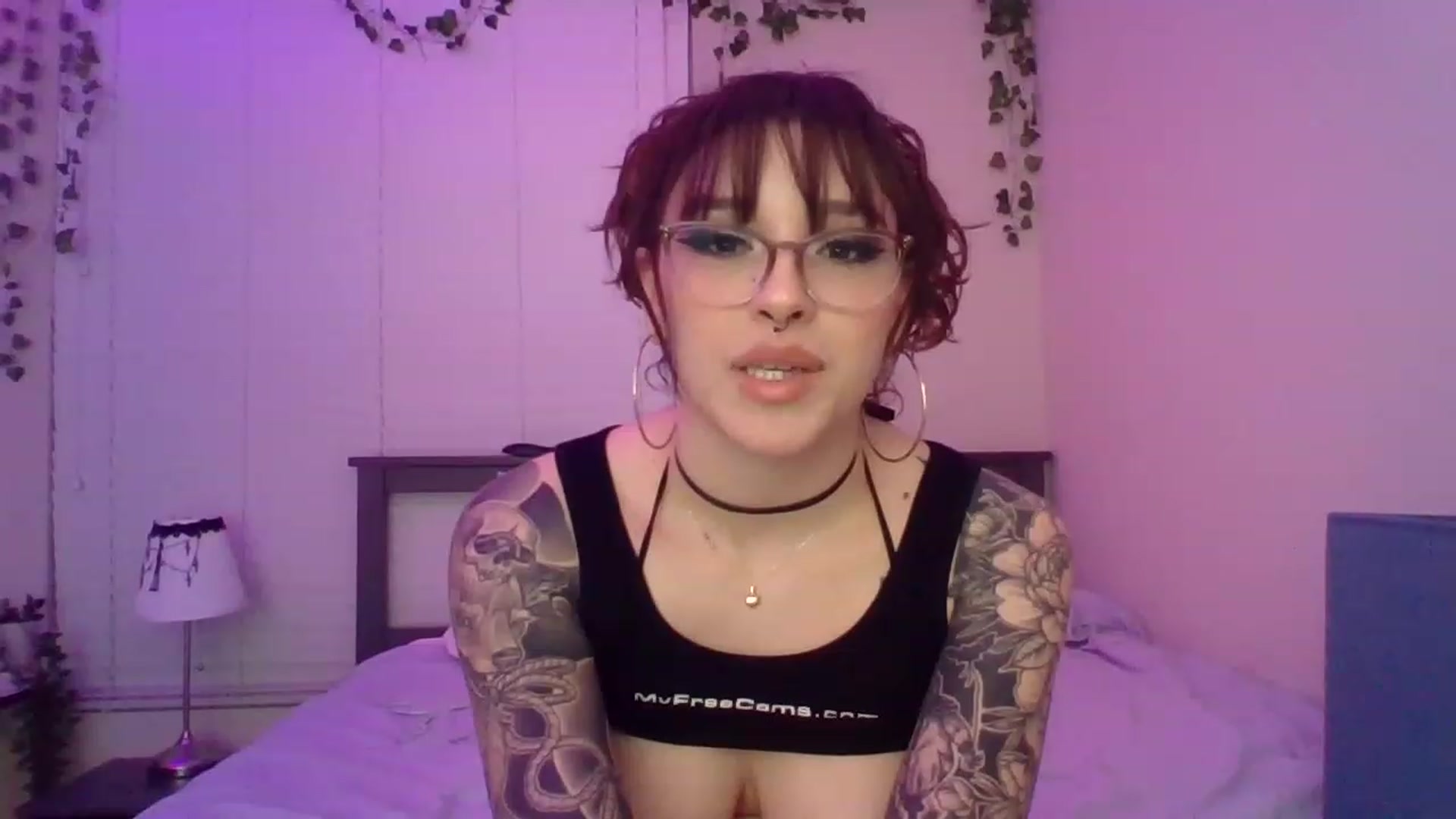 Gallery image thumbnail from GeminiJade69's myfreecams stream on, 05/19/2023, 08:03 image 14 of 20