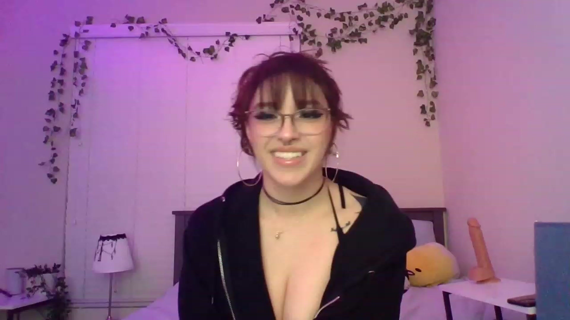 Gallery image thumbnail from GeminiJade69's myfreecams stream on, 05/20/2023, 09:31 image 13 of 20