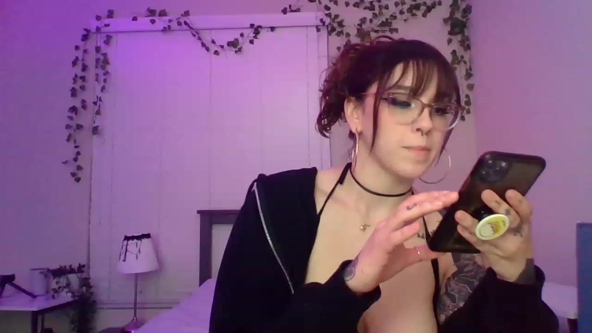 Gallery image thumbnail from GeminiJade69's myfreecams stream on, 05/20/2023, 09:31 image 1 of 20