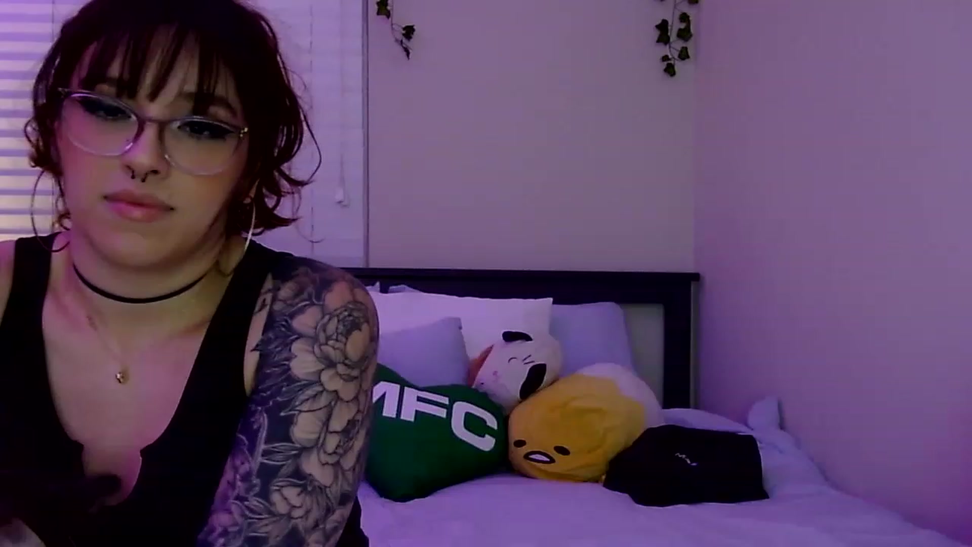 Gallery image thumbnail from GeminiJade69's myfreecams stream on, 05/27/2023, 08:34 image 3 of 20