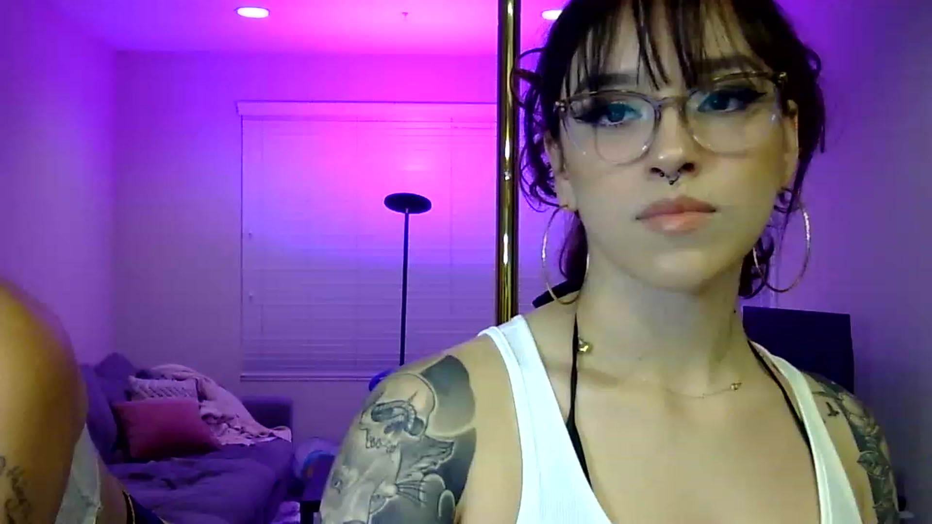Gallery image thumbnail from GeminiJade69's myfreecams stream on, 06/01/2023, 05:18 image 7 of 20