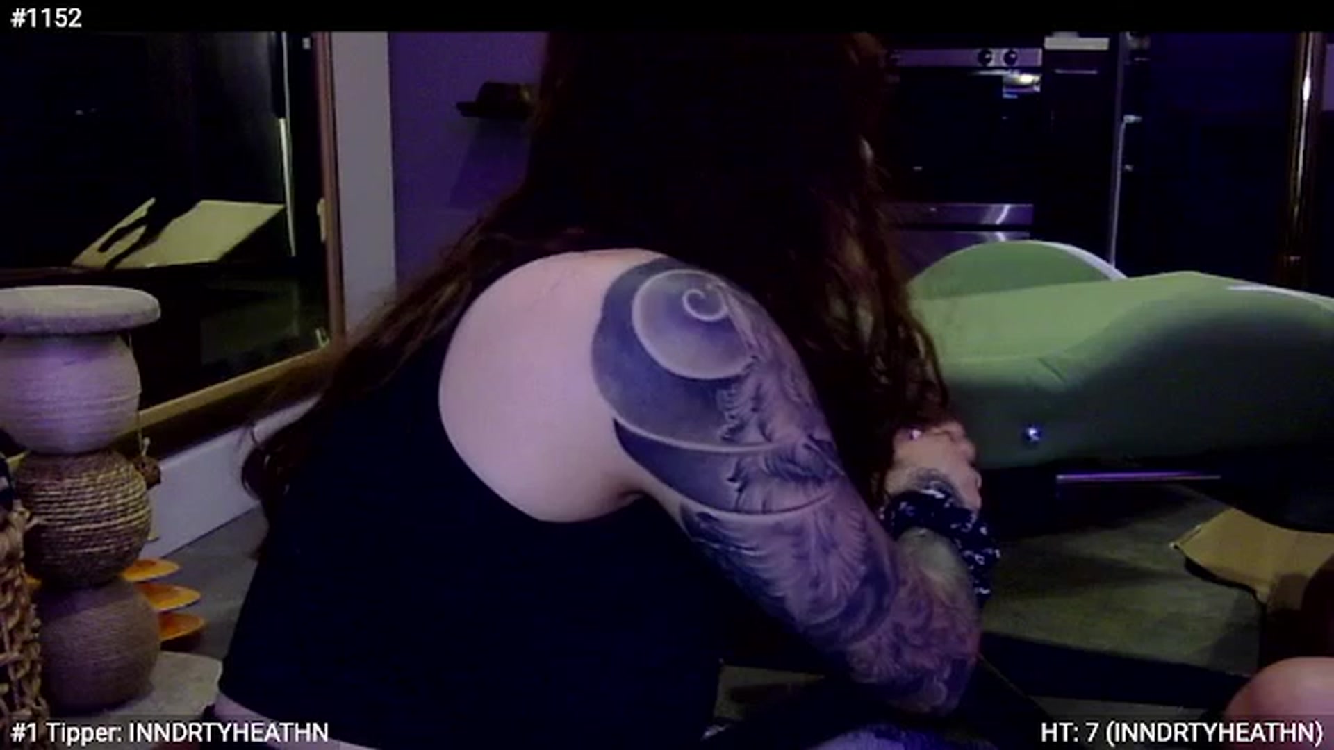 Gallery image thumbnail from GeminiJade69's myfreecams stream on, 06/08/2023, 07:07 image 7 of 20
