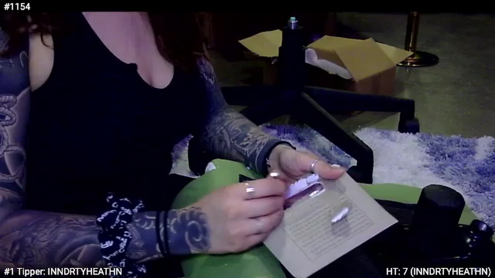 Gallery image thumbnail from GeminiJade69's myfreecams stream on, 06/08/2023, 07:07 image 2 of 20