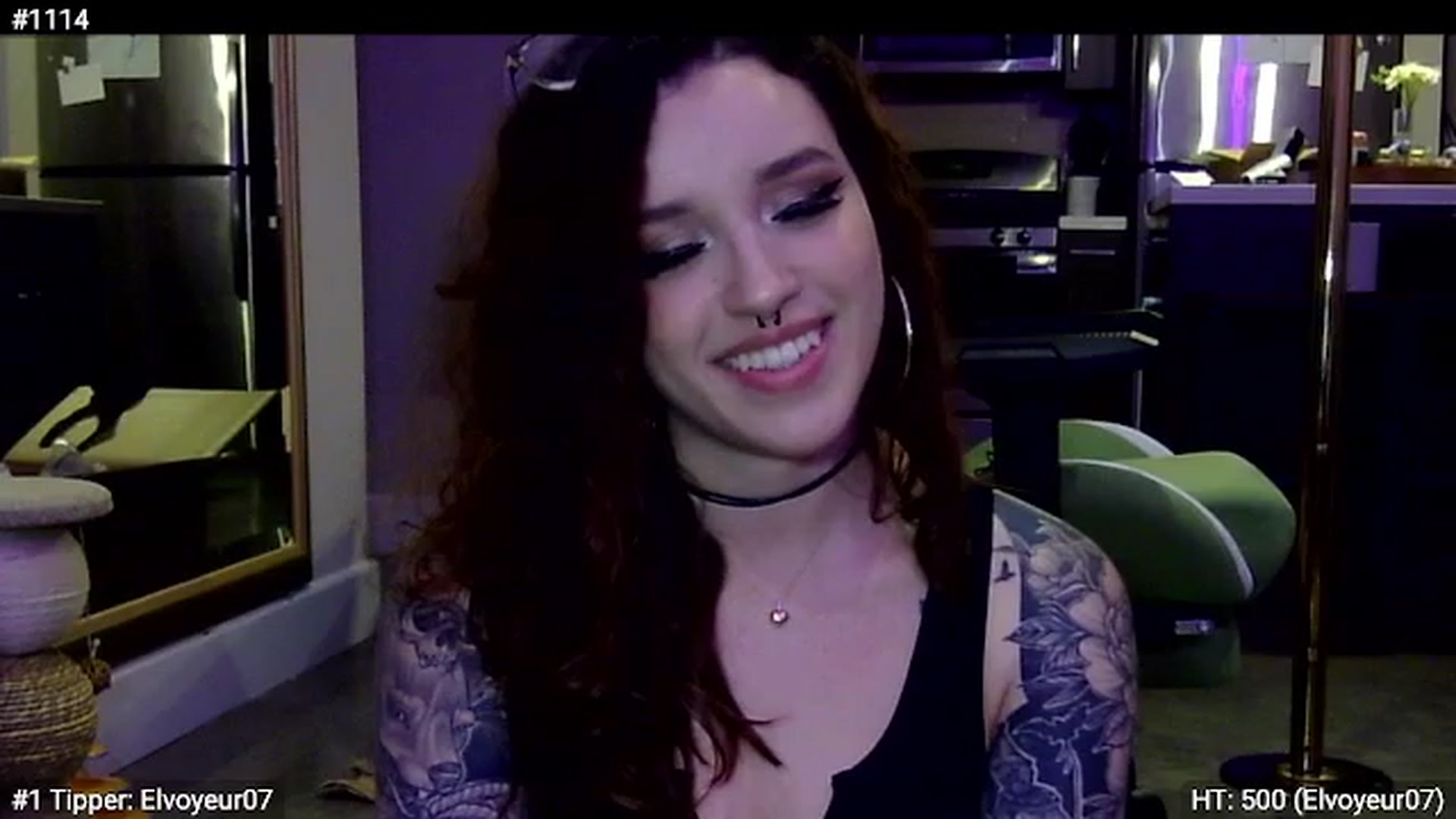 Gallery image thumbnail from GeminiJade69's myfreecams stream on, 06/08/2023, 08:03 image 13 of 20