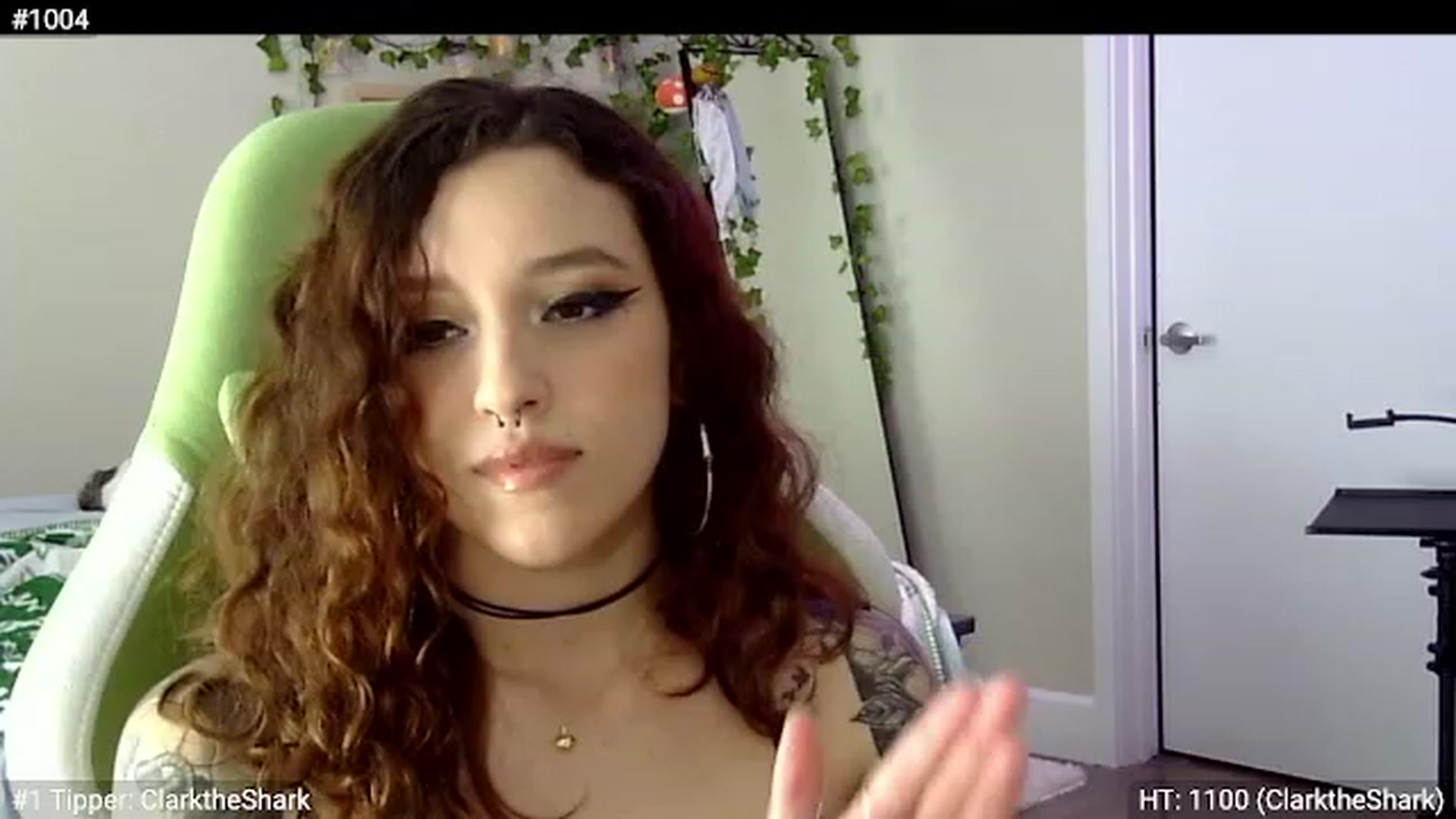 Gallery image thumbnail from GeminiJade69's myfreecams stream on, 06/09/2023, 01:24 image 7 of 20