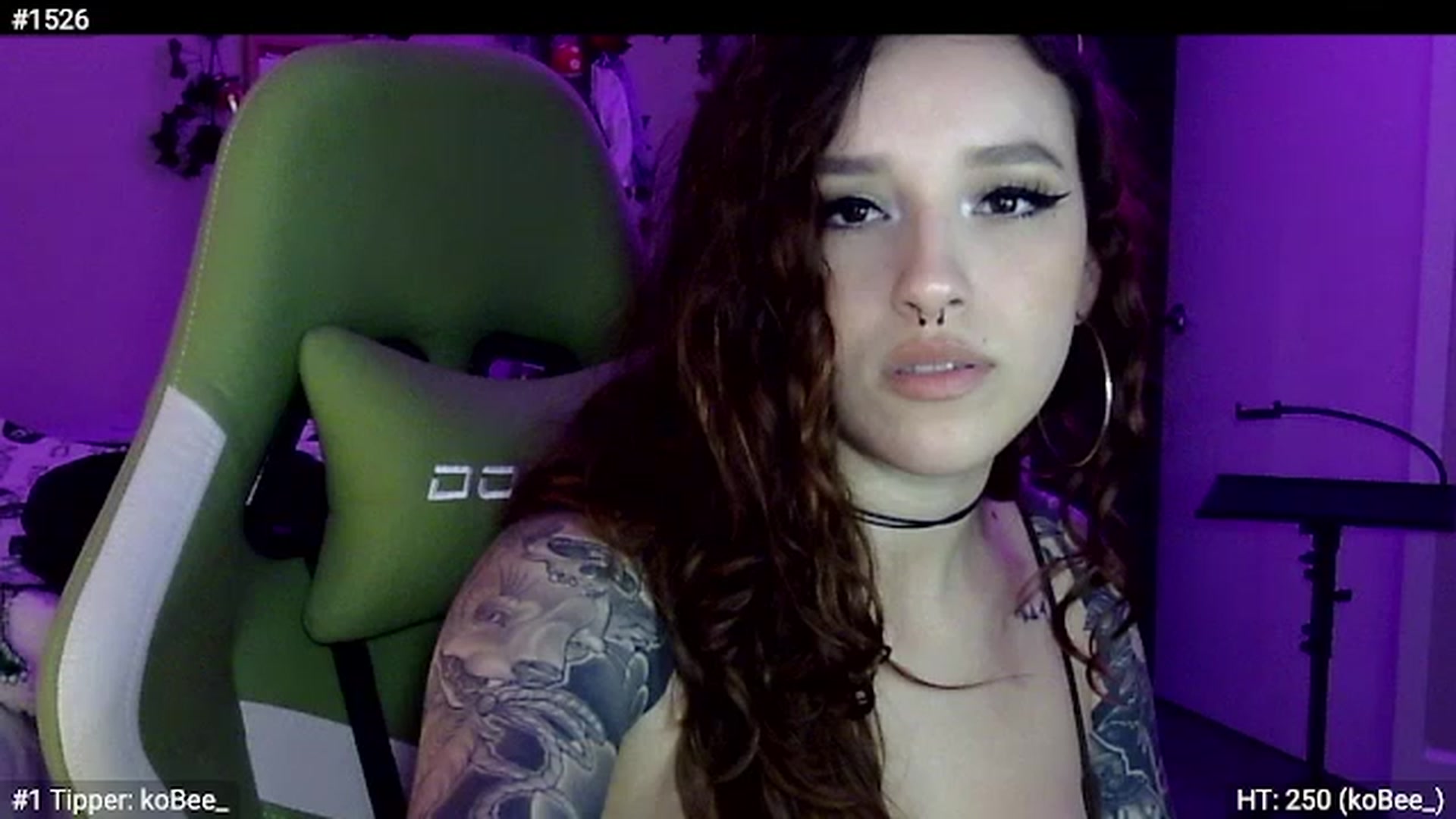Gallery image thumbnail from GeminiJade69's myfreecams stream on, 06/14/2023, 05:58 image 15 of 20
