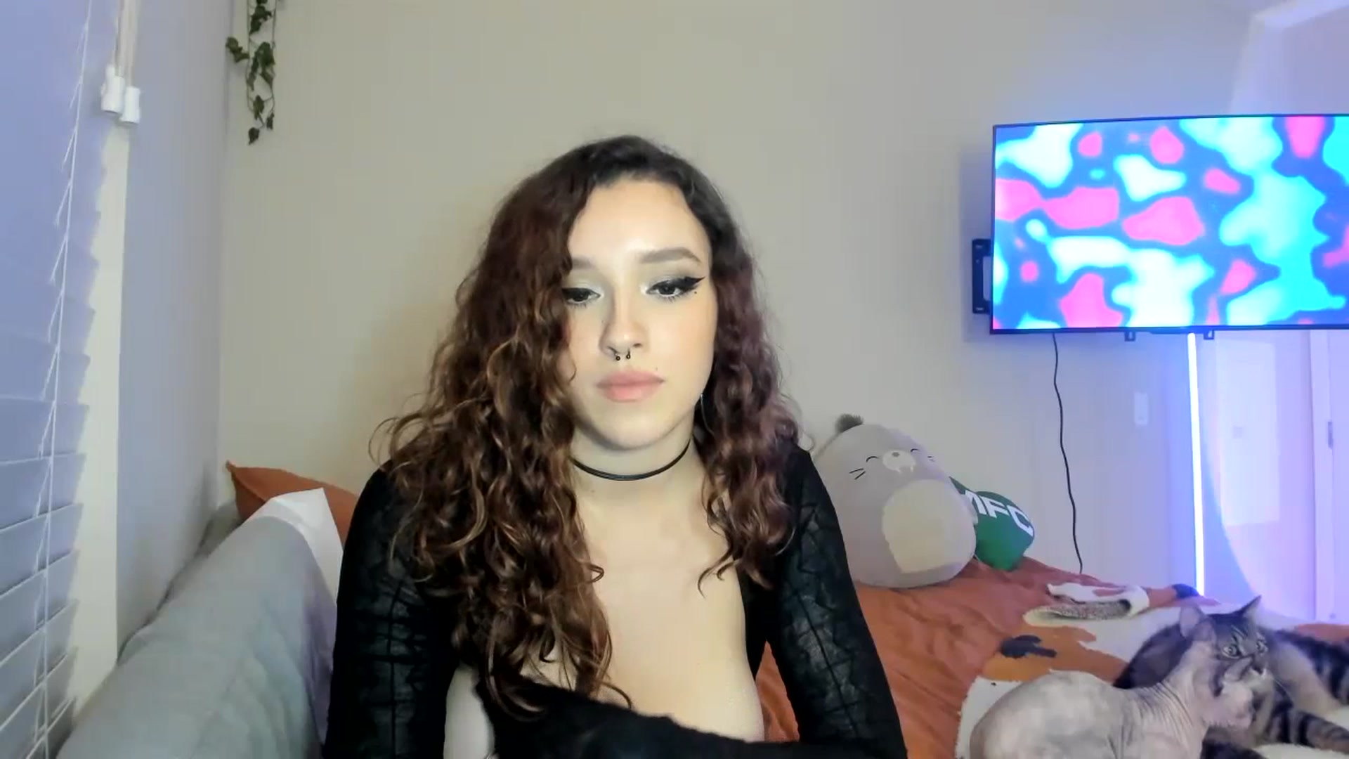 Gallery image thumbnail from GeminiJade69's myfreecams stream on, 07/07/2023, 06:15 image 9 of 20