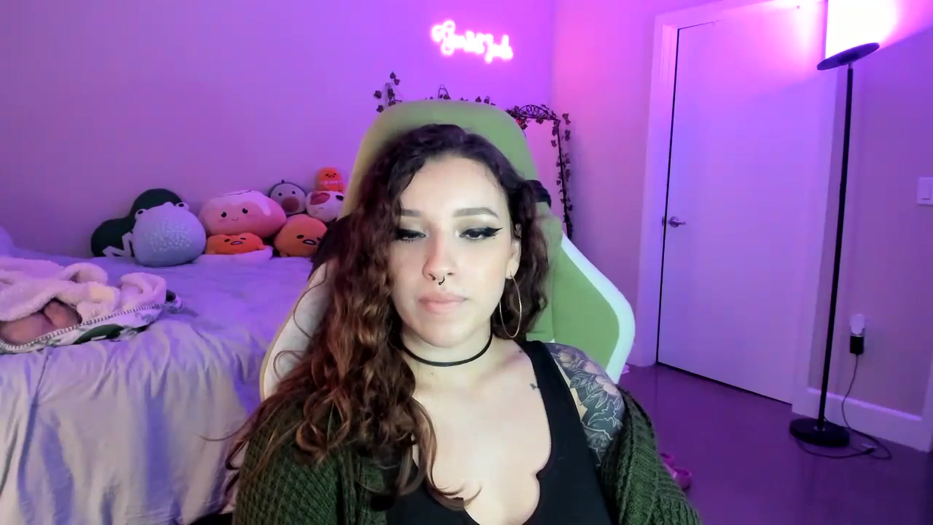 Gallery image thumbnail from GeminiJade69's myfreecams stream on, 07/16/2023, 04:09 image 20 of 20