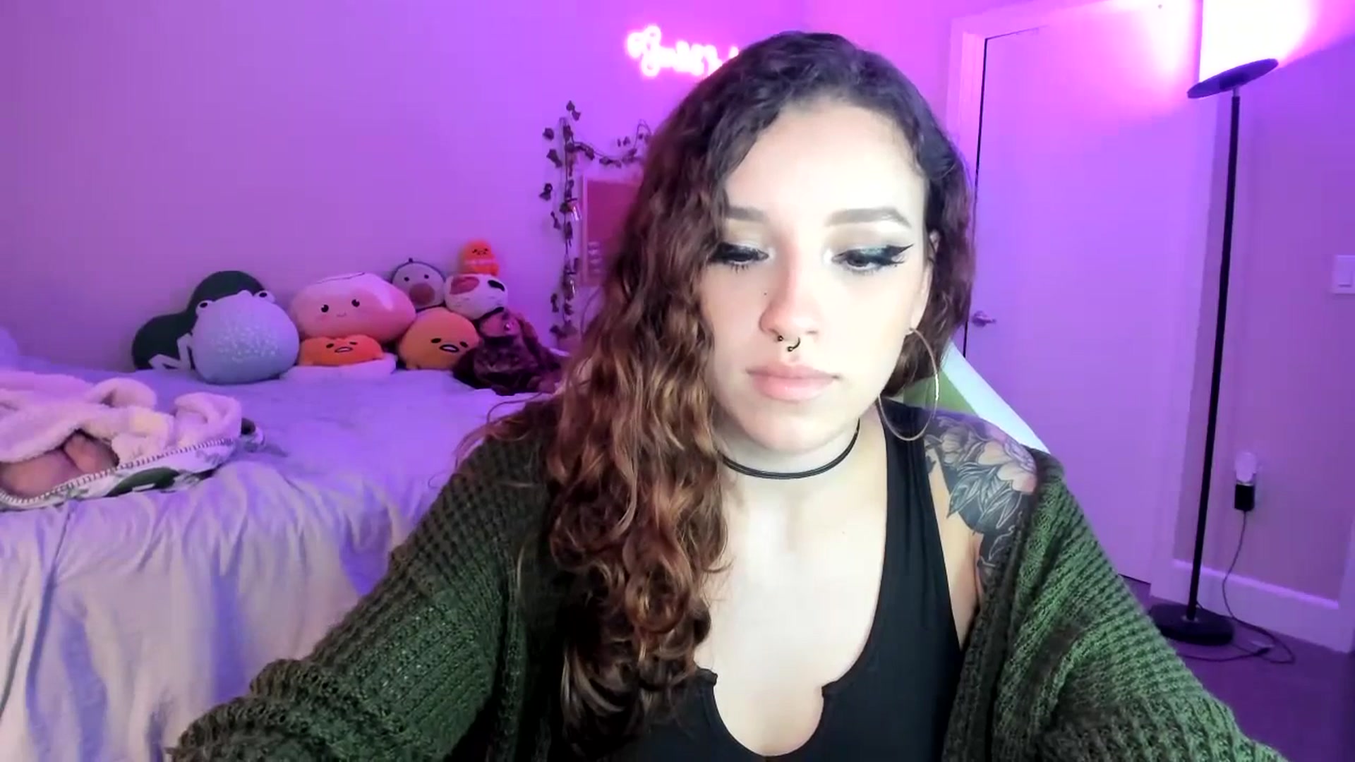 Gallery image thumbnail from GeminiJade69's myfreecams stream on, 07/16/2023, 04:09 image 16 of 20