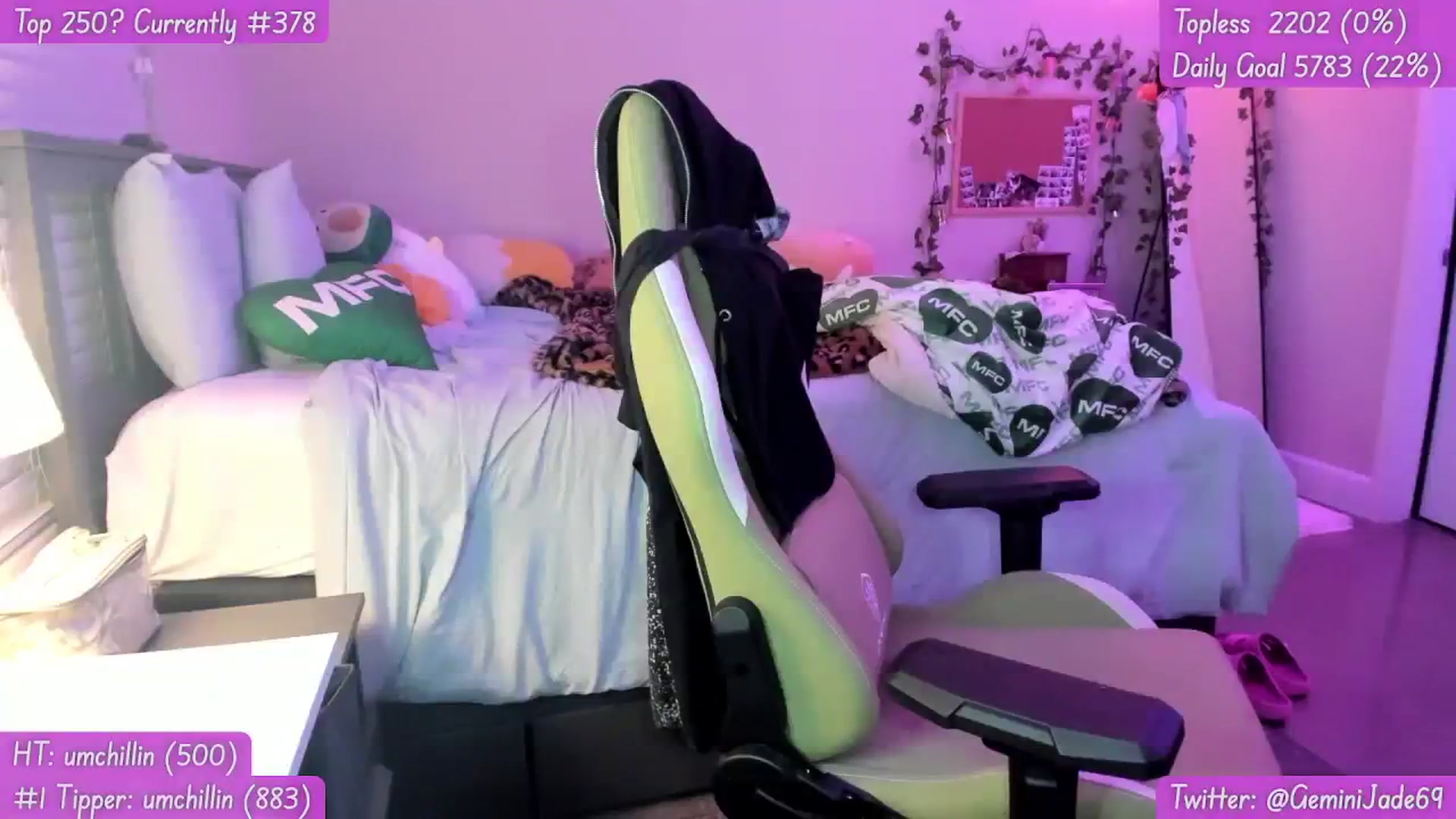Gallery image thumbnail from GeminiJade69's myfreecams stream on, 08/07/2023, 06:41 image 7 of 20