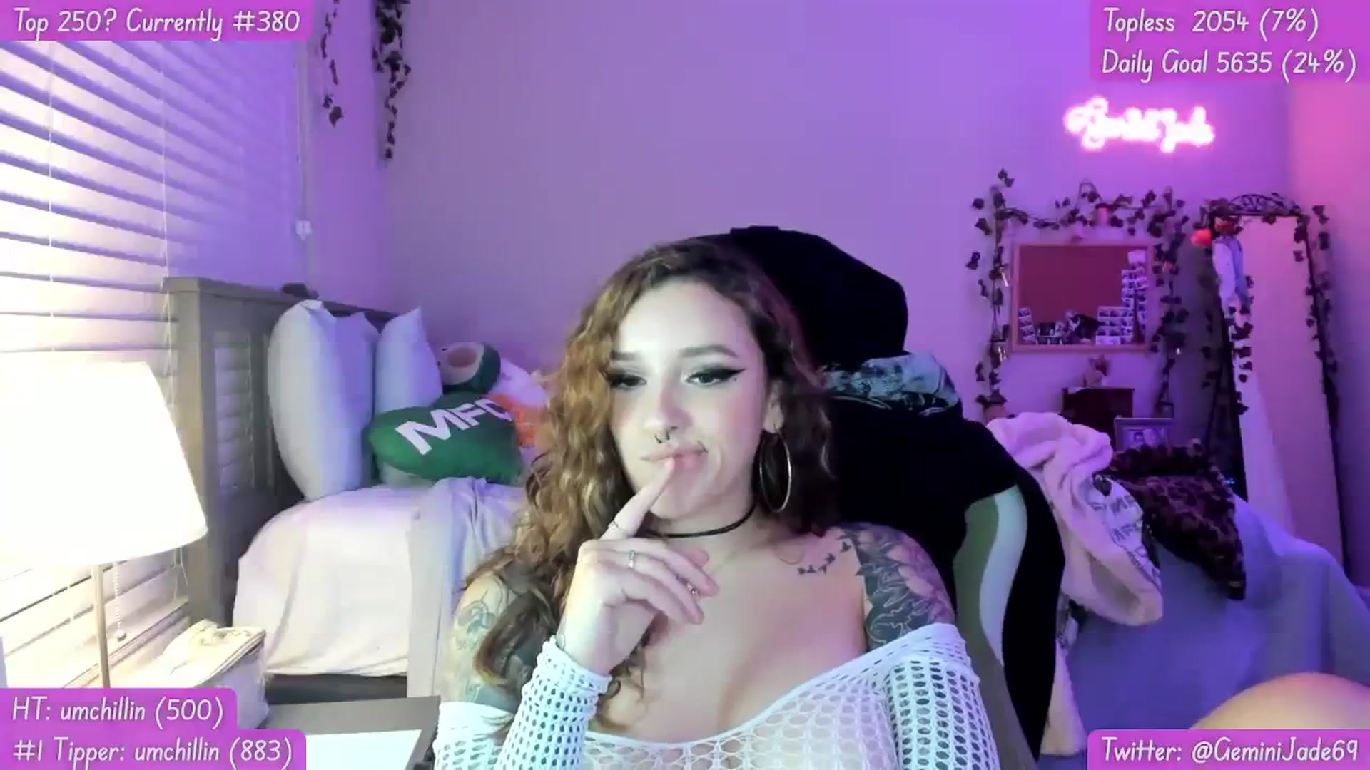 Gallery image thumbnail from GeminiJade69's myfreecams stream on, 08/07/2023, 06:41 image 17 of 20
