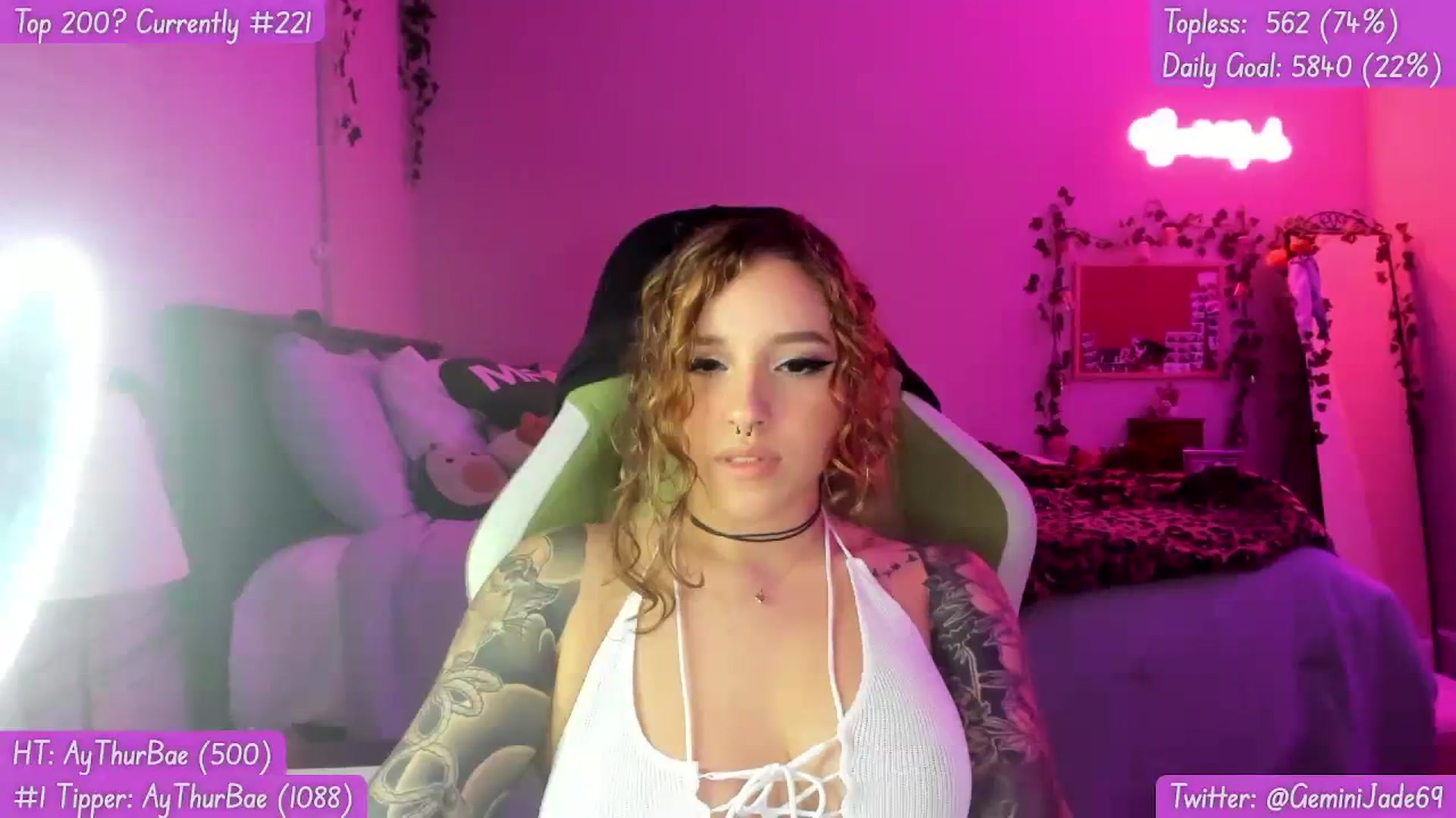 Gallery image thumbnail from GeminiJade69's myfreecams stream on, 08/10/2023, 05:09 image 9 of 20