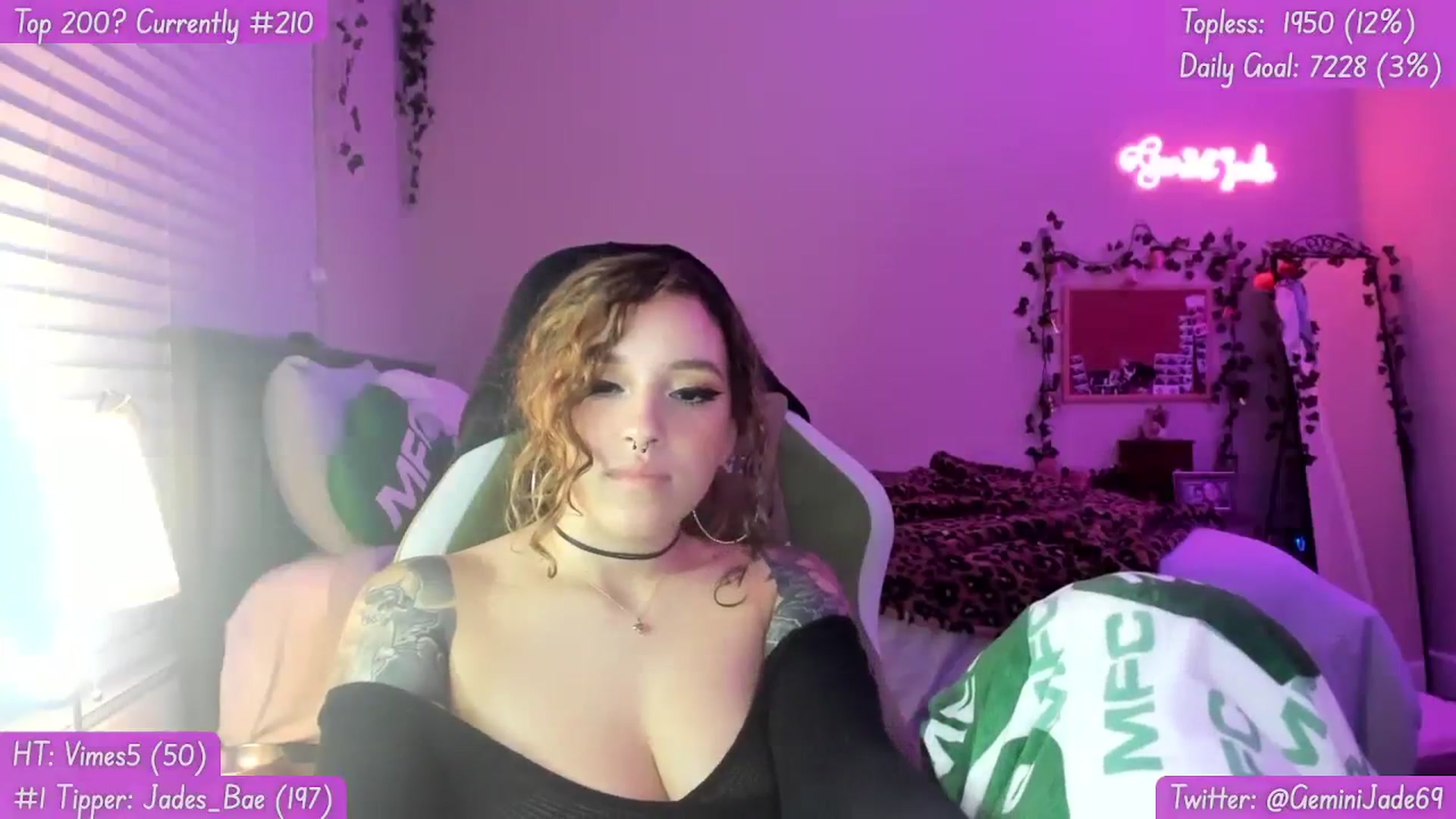 Gallery image thumbnail from GeminiJade69's myfreecams stream on, 08/11/2023, 05:24 image 11 of 20