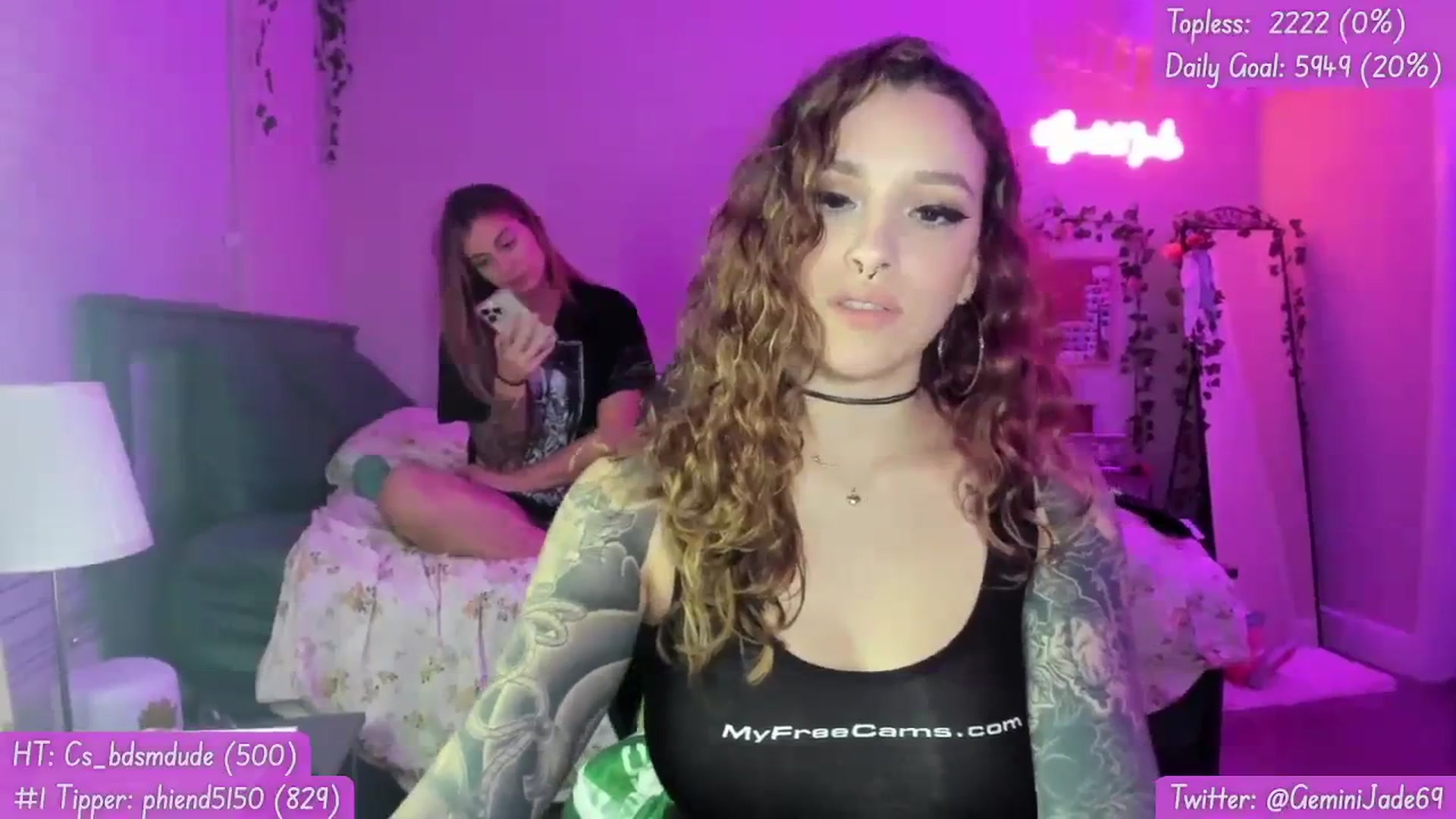 Gallery image thumbnail from GeminiJade69's myfreecams stream on, 09/29/2023, 06:01 image 15 of 20