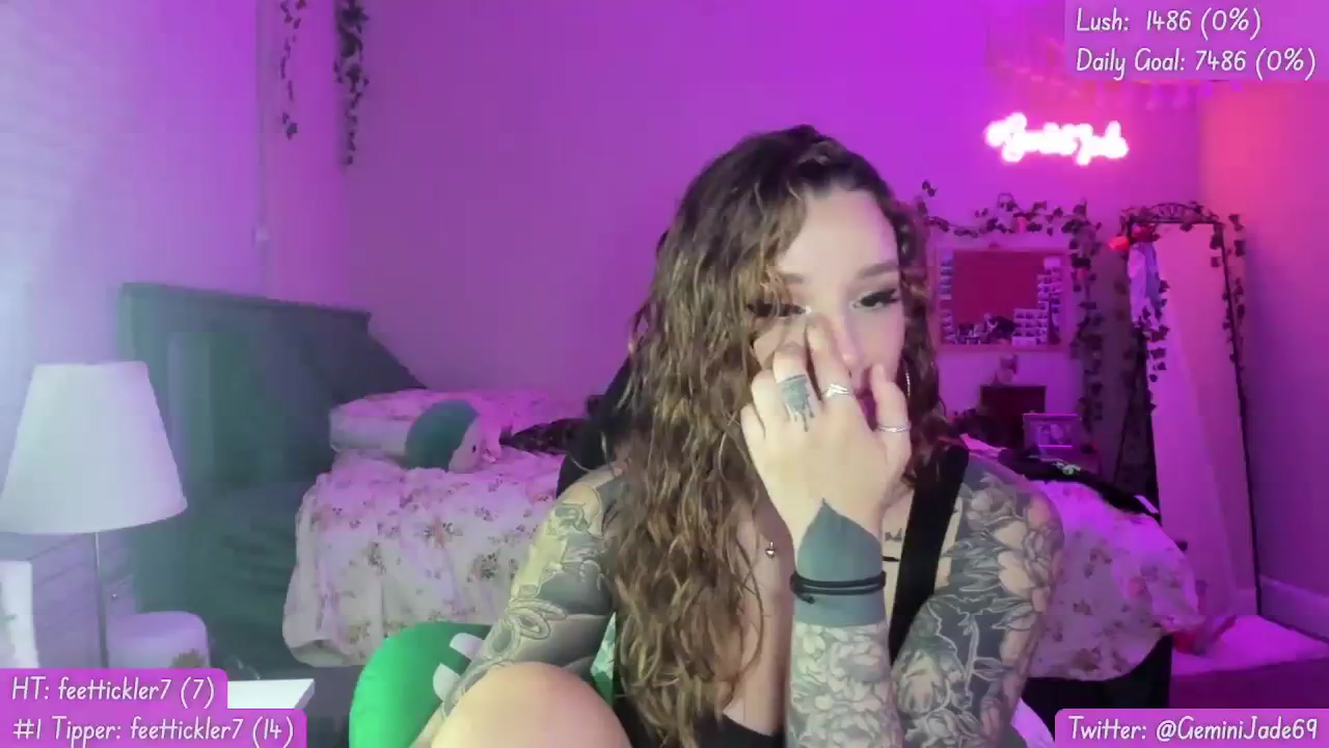 Gallery image thumbnail from GeminiJade69's myfreecams stream on, 09/29/2023, 06:01 image 1 of 20