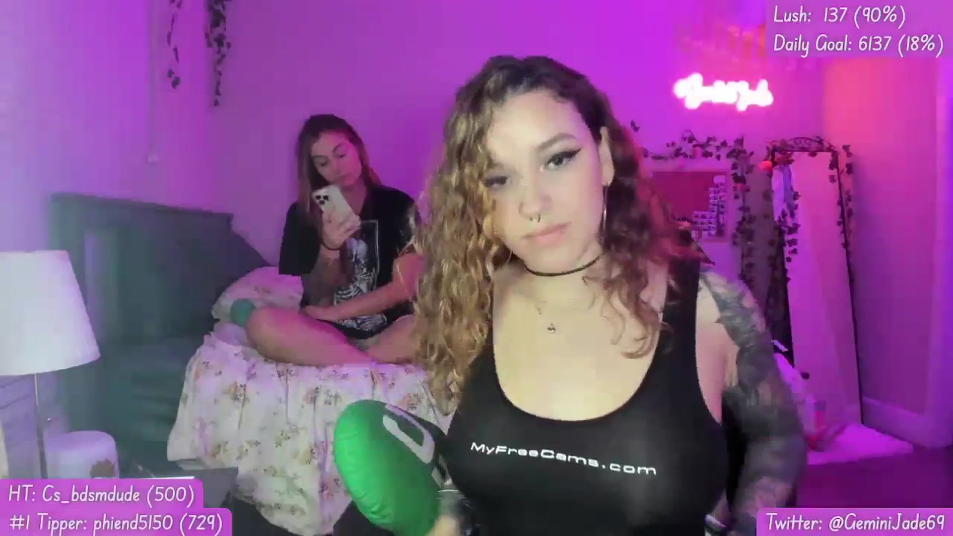 Gallery image thumbnail from GeminiJade69's myfreecams stream on, 09/29/2023, 06:01 image 14 of 20