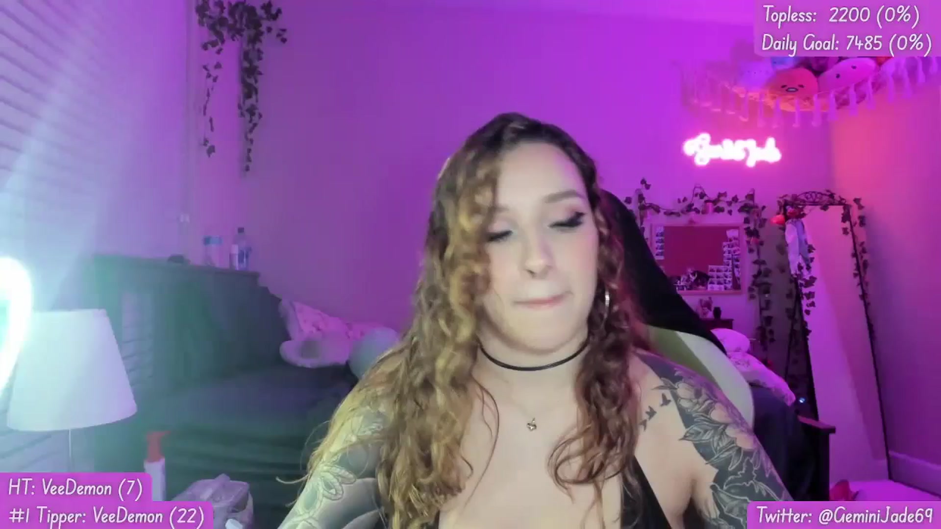 Gallery image thumbnail from GeminiJade69's myfreecams stream on, 10/06/2023, 05:19 image 1 of 20
